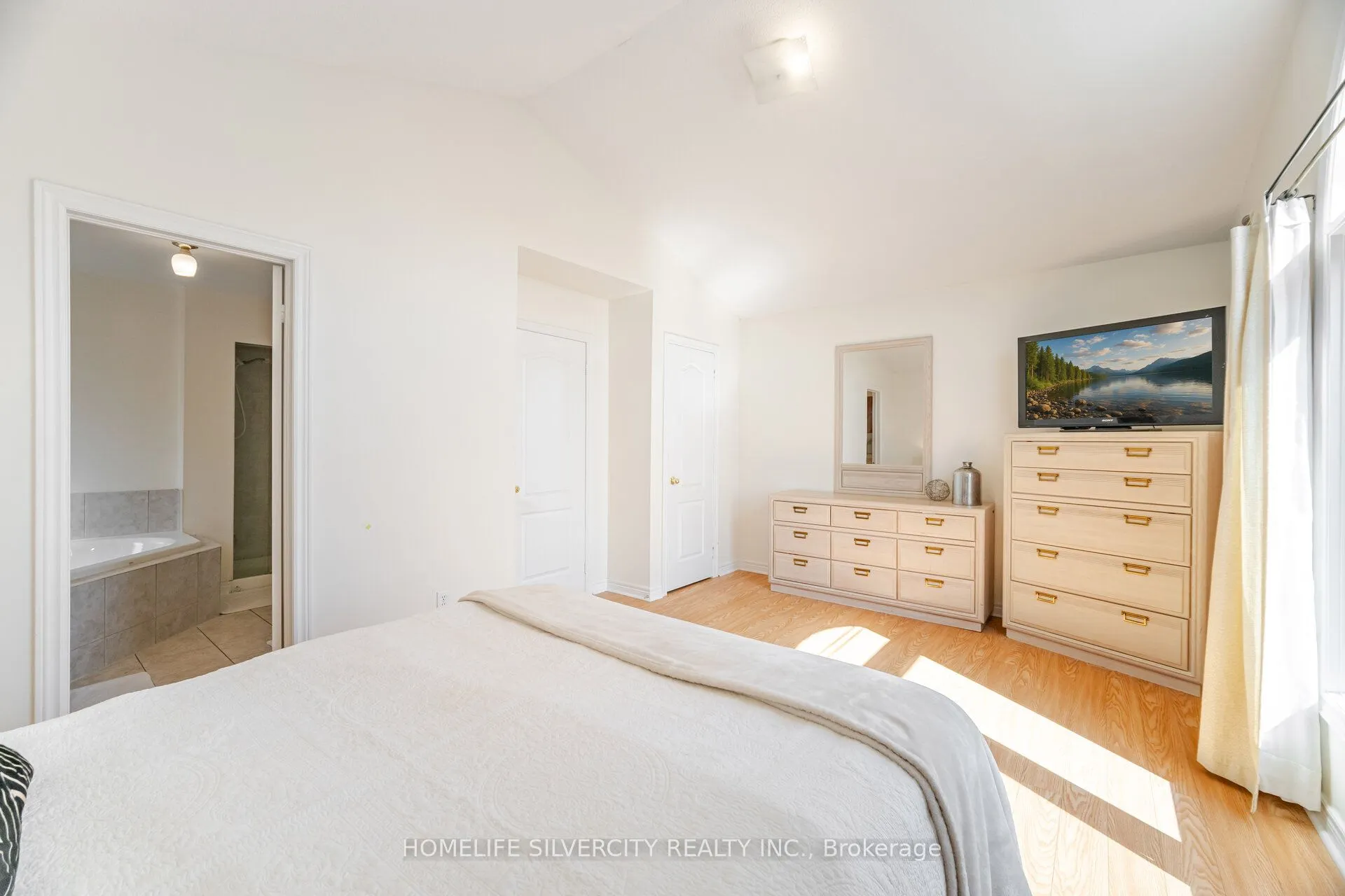31 Rocky Point Crescent