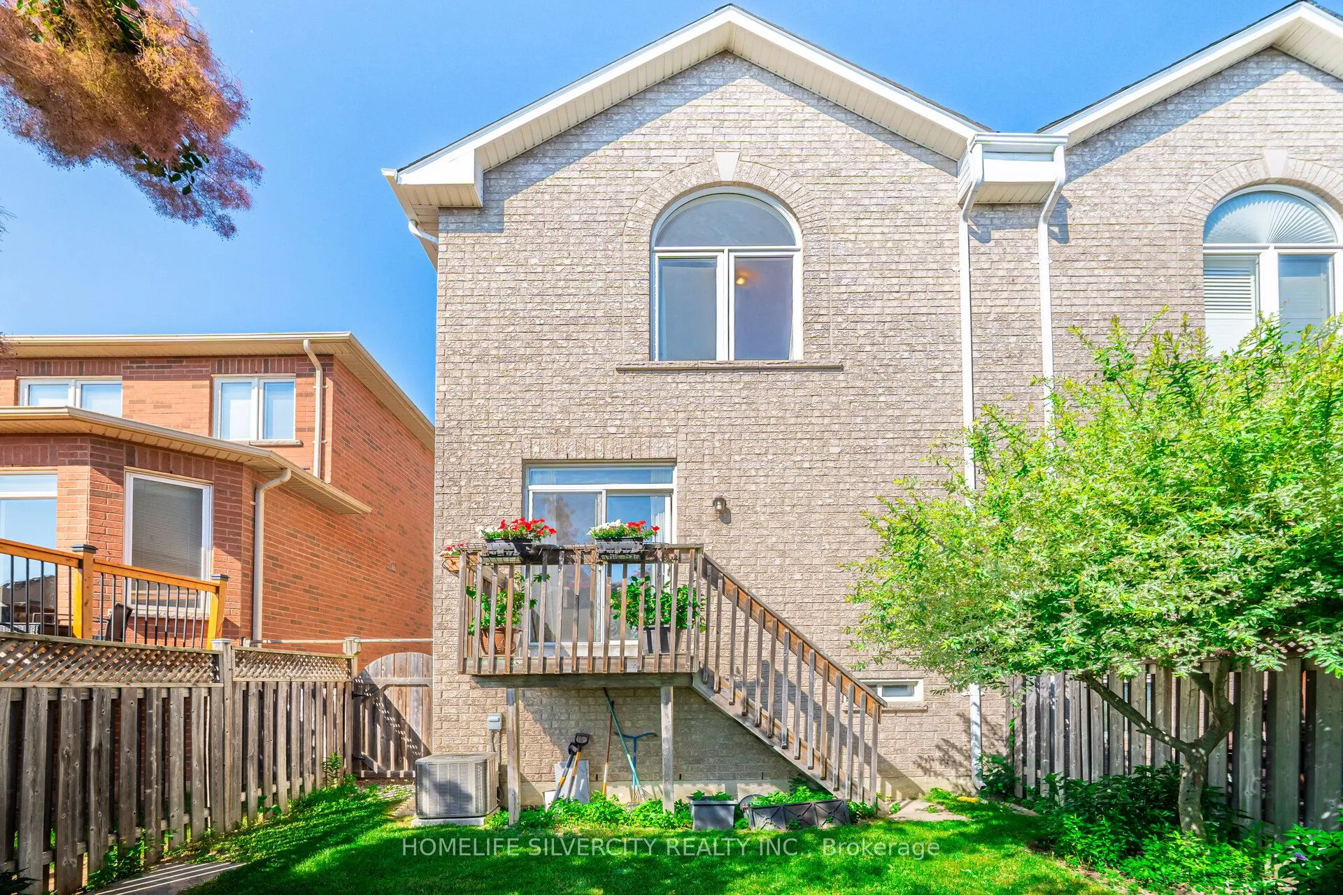 31 Rocky Point Crescent