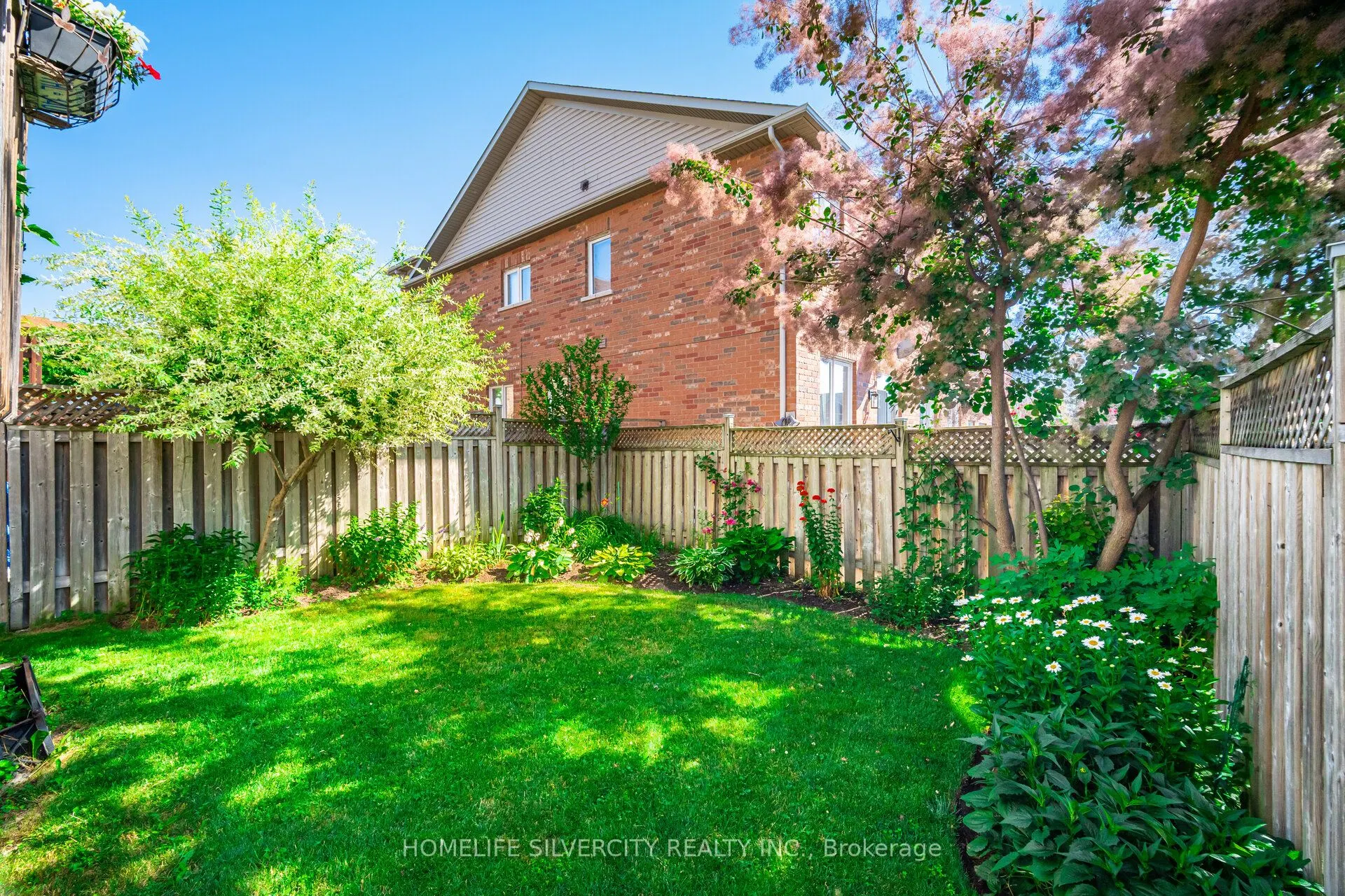 31 Rocky Point Crescent