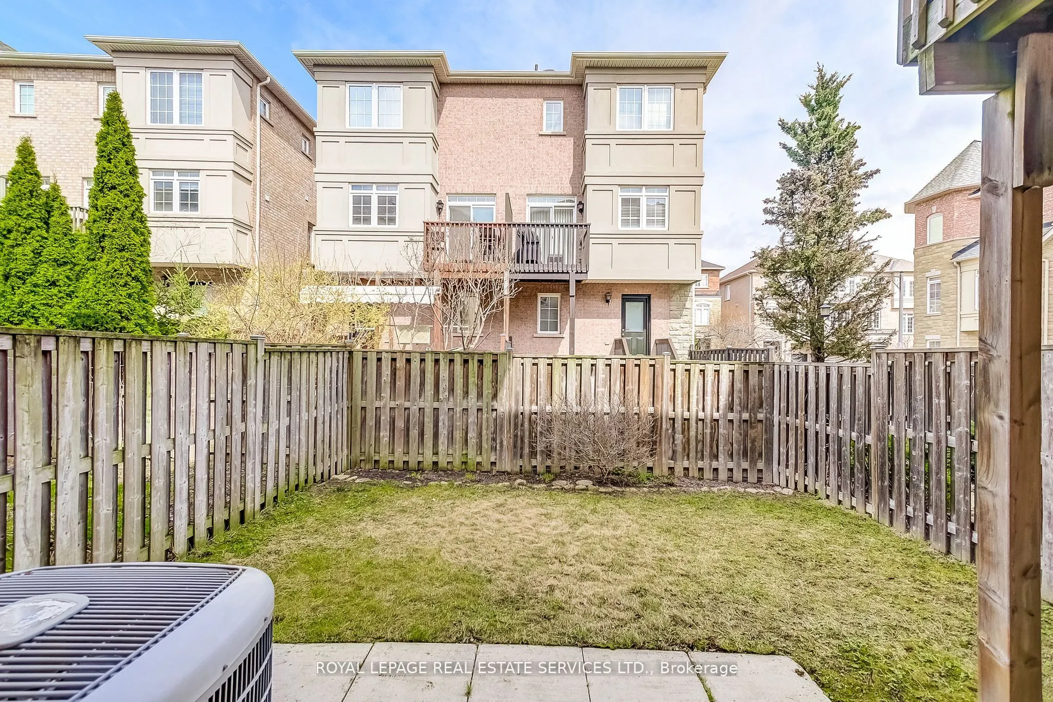 83 Ramage Lane