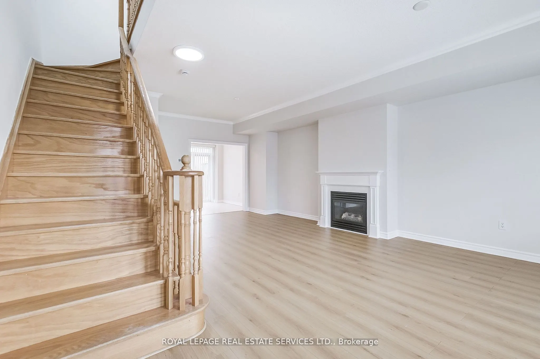 83 Ramage Lane