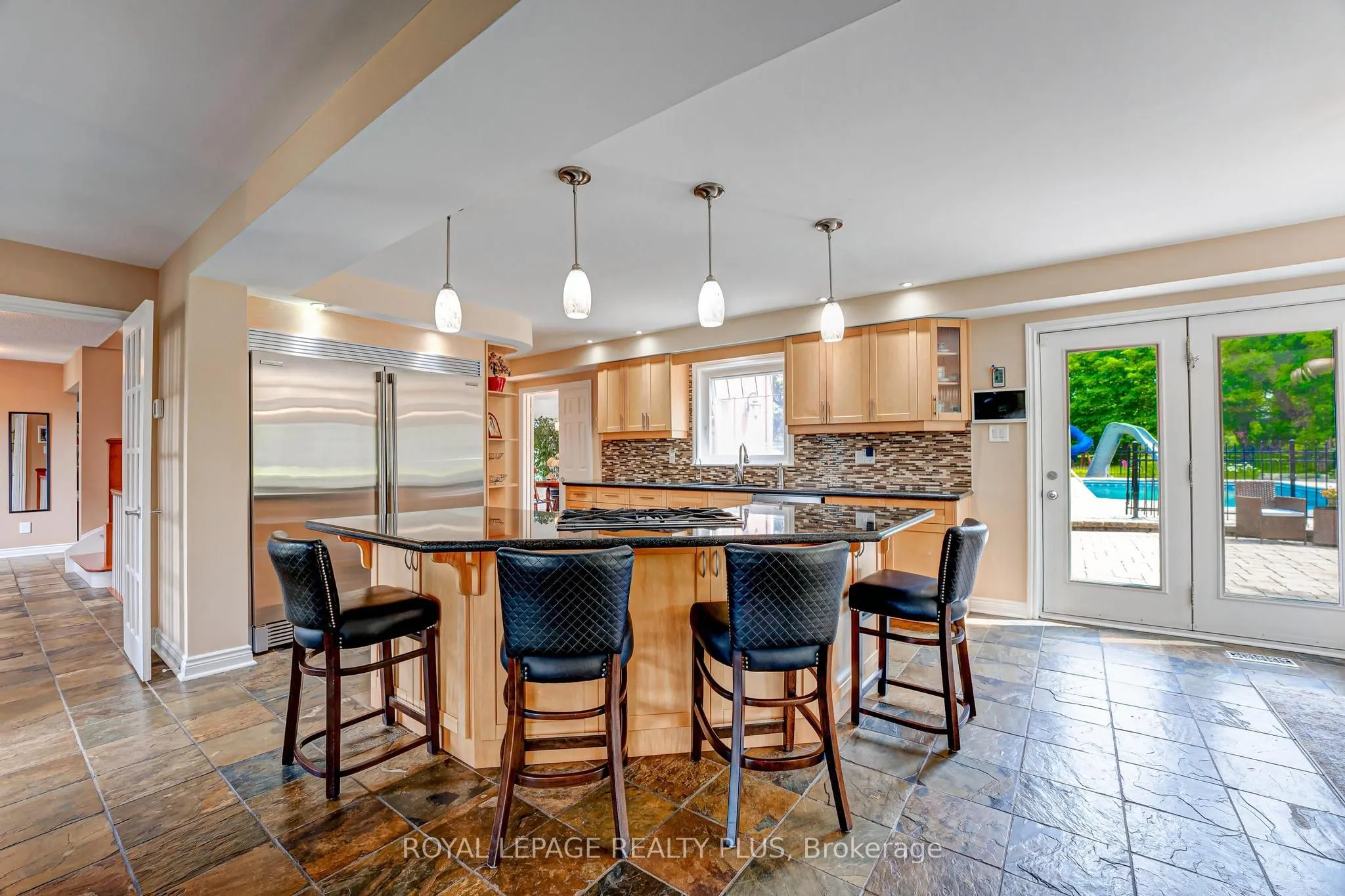 5 Coates Hill Court
