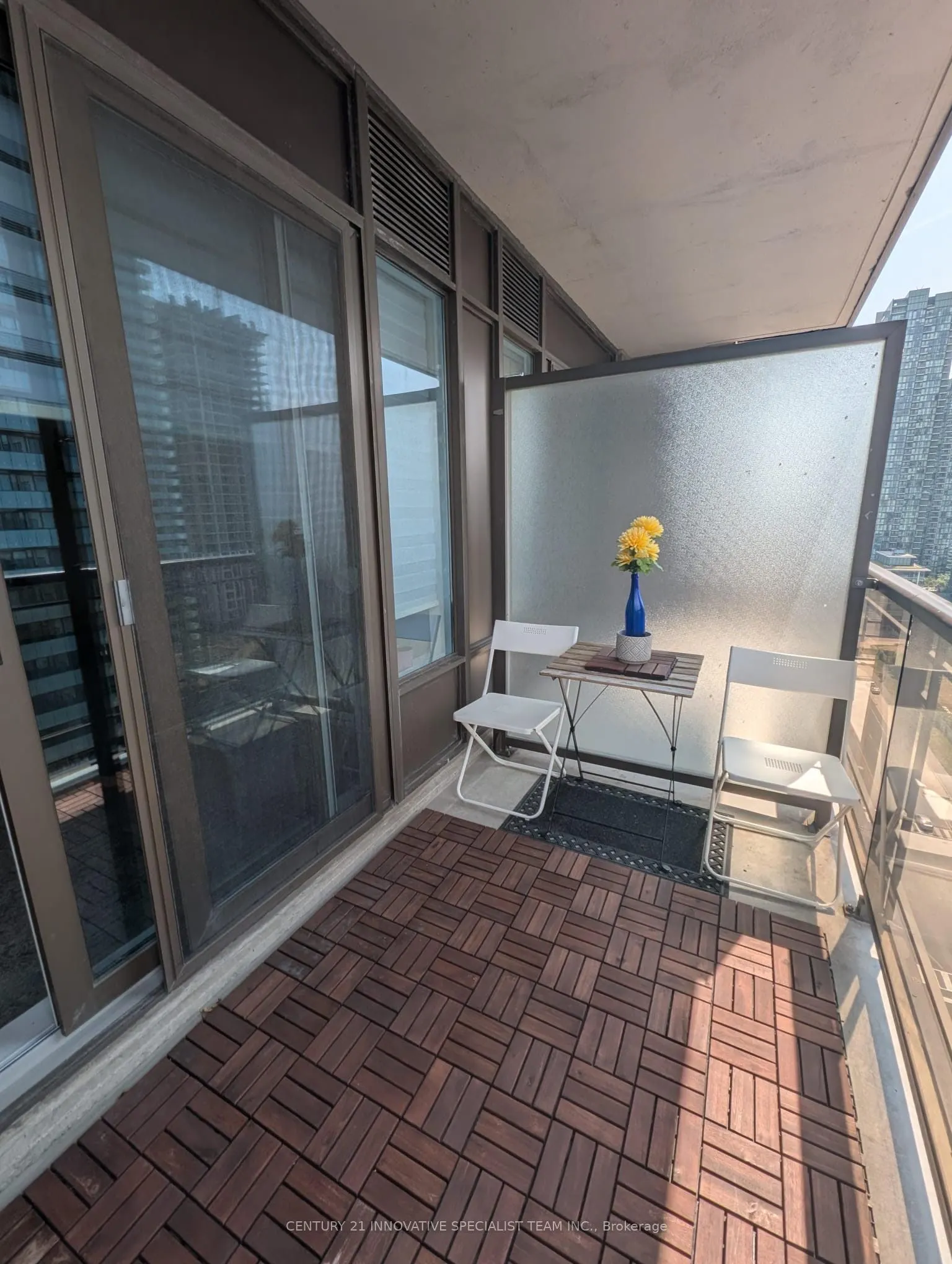 385 Prince Of Wales Drive, #1710