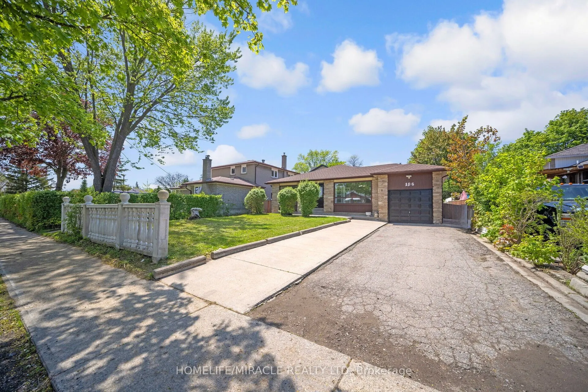 106 Silverstone Drive
