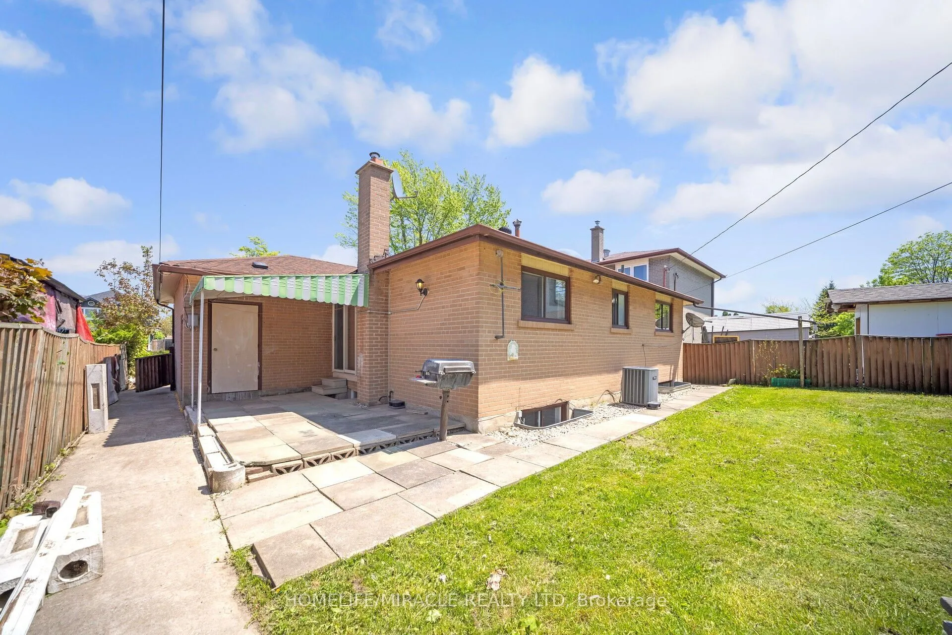 106 Silverstone Drive