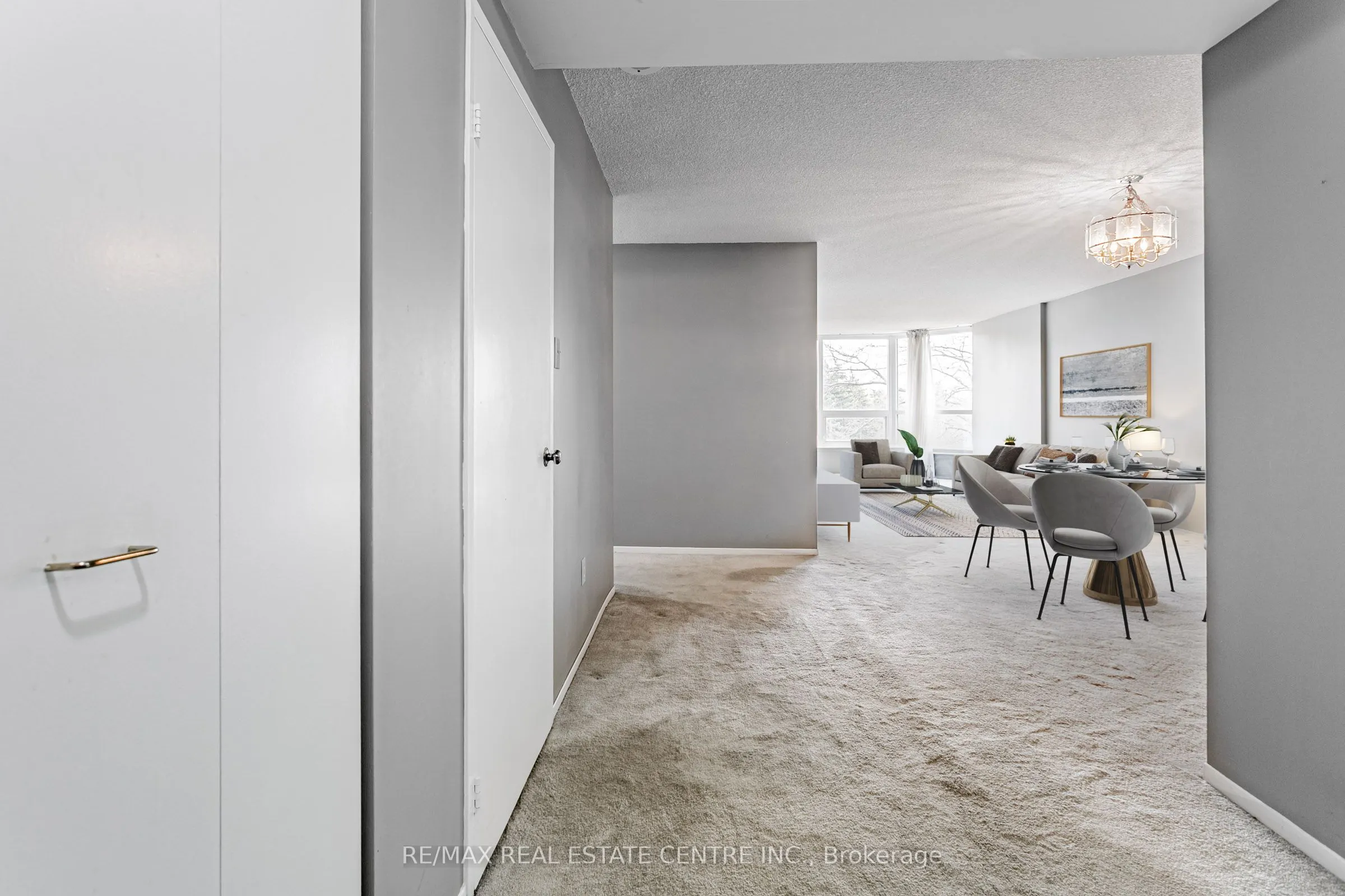 8 Lisa Street, #403