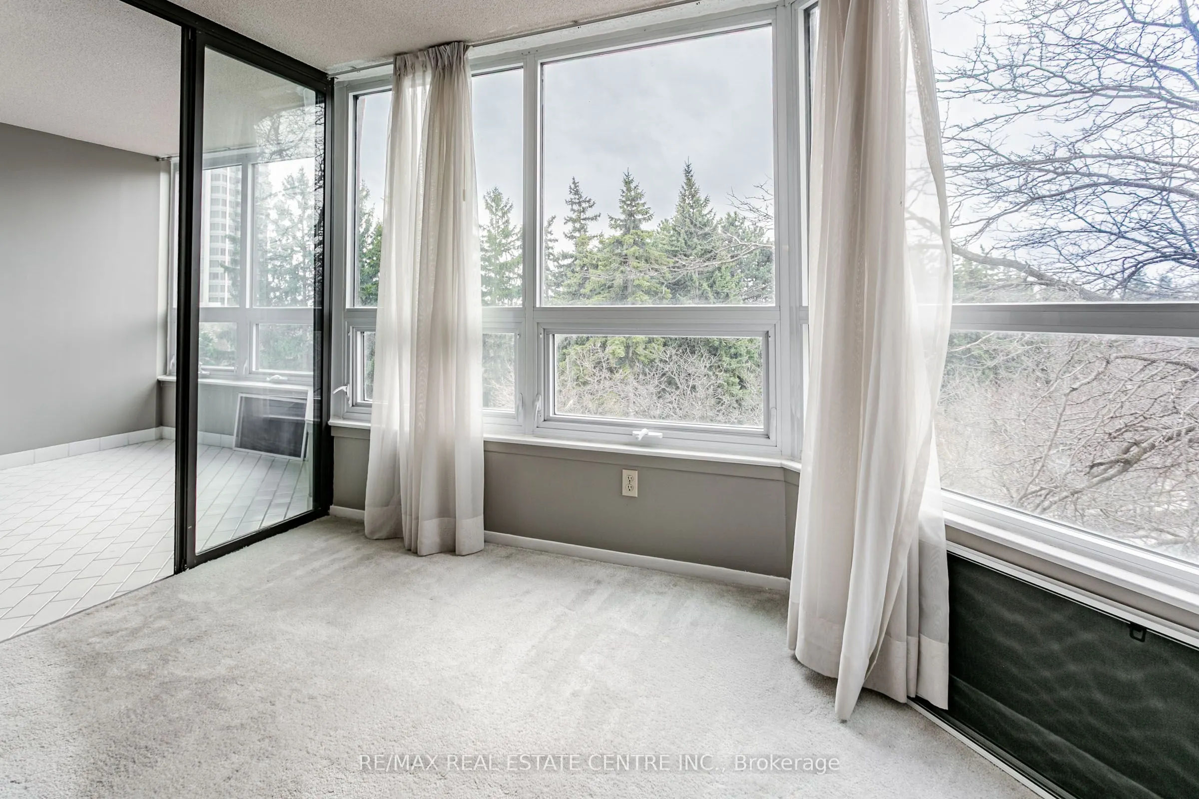8 Lisa Street, #403