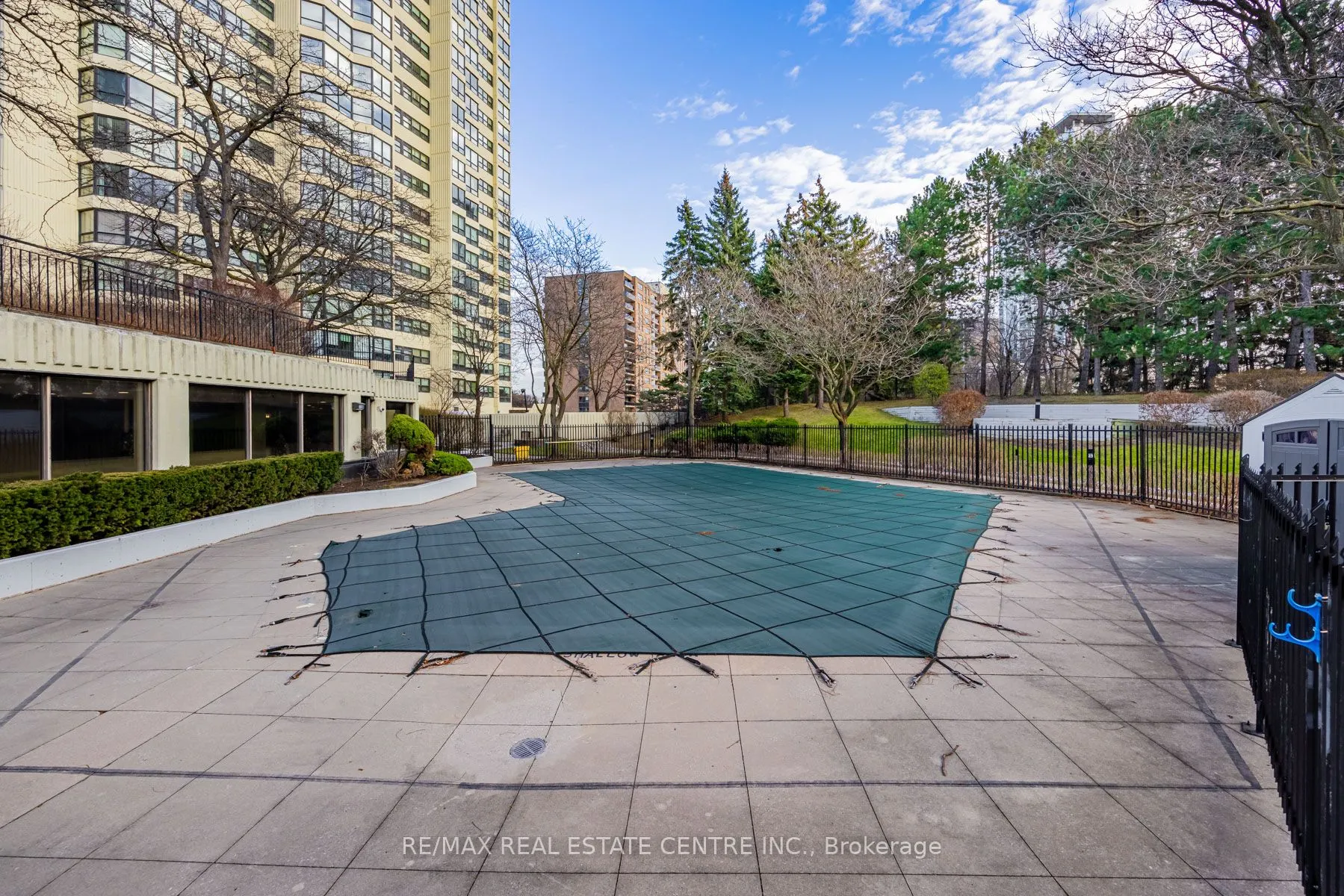8 Lisa Street, #403