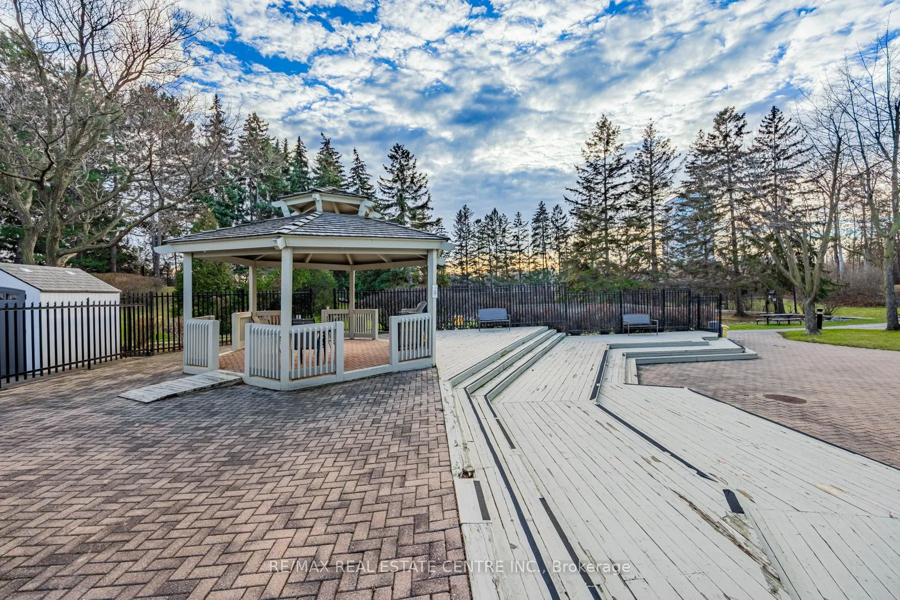 8 Lisa Street, #403
