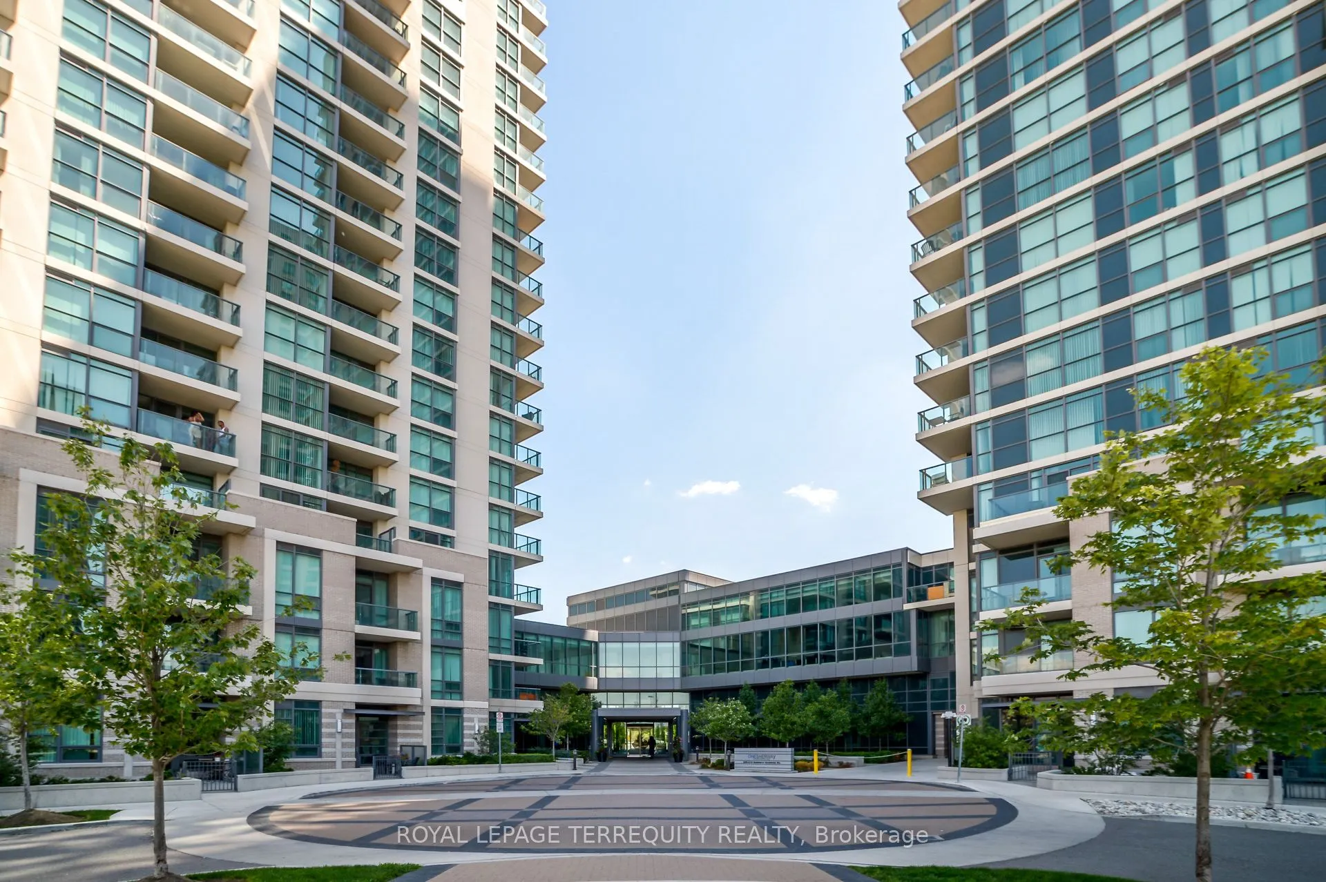 215 Sherway Gardens Road, #2810