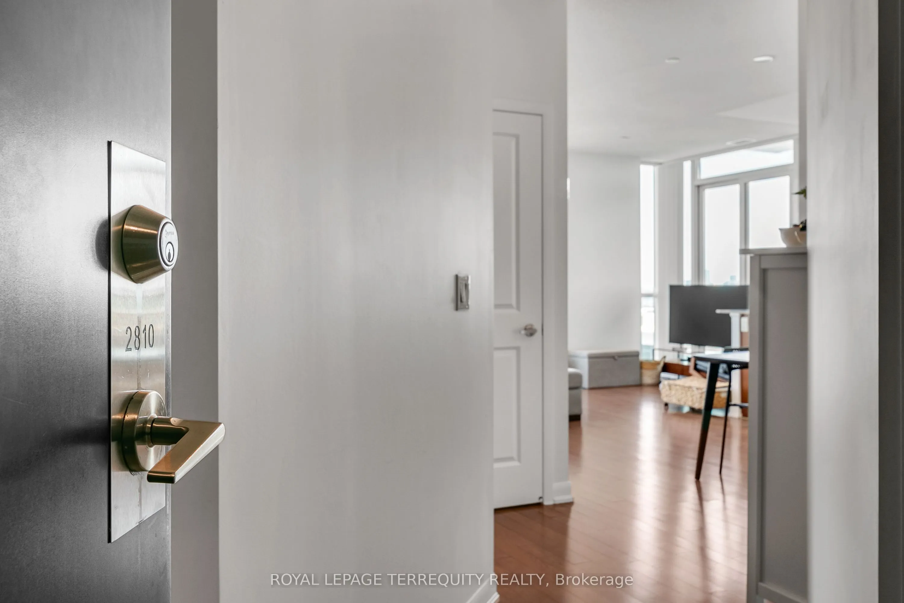 215 Sherway Gardens Road, #2810