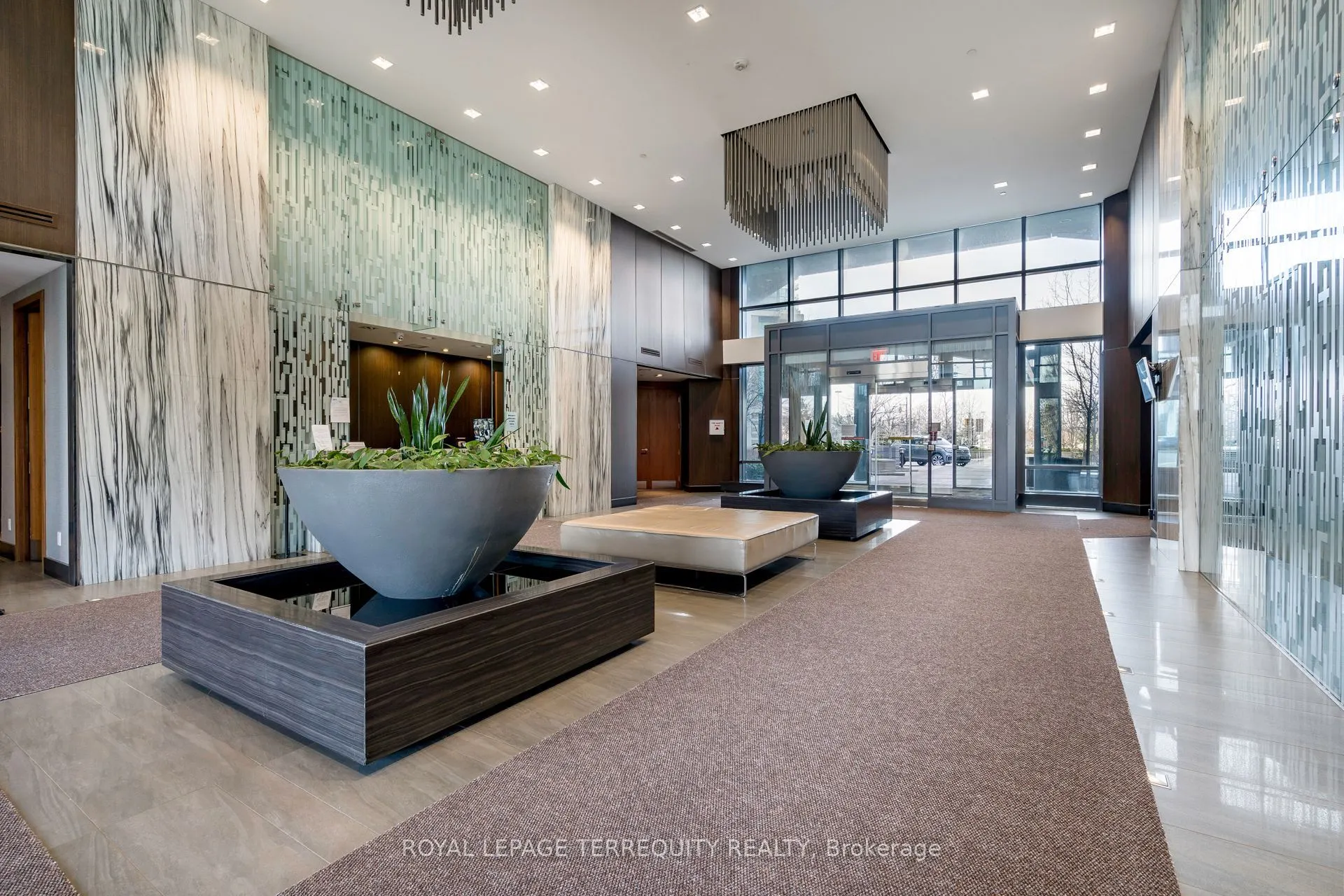 215 Sherway Gardens Road, #2810