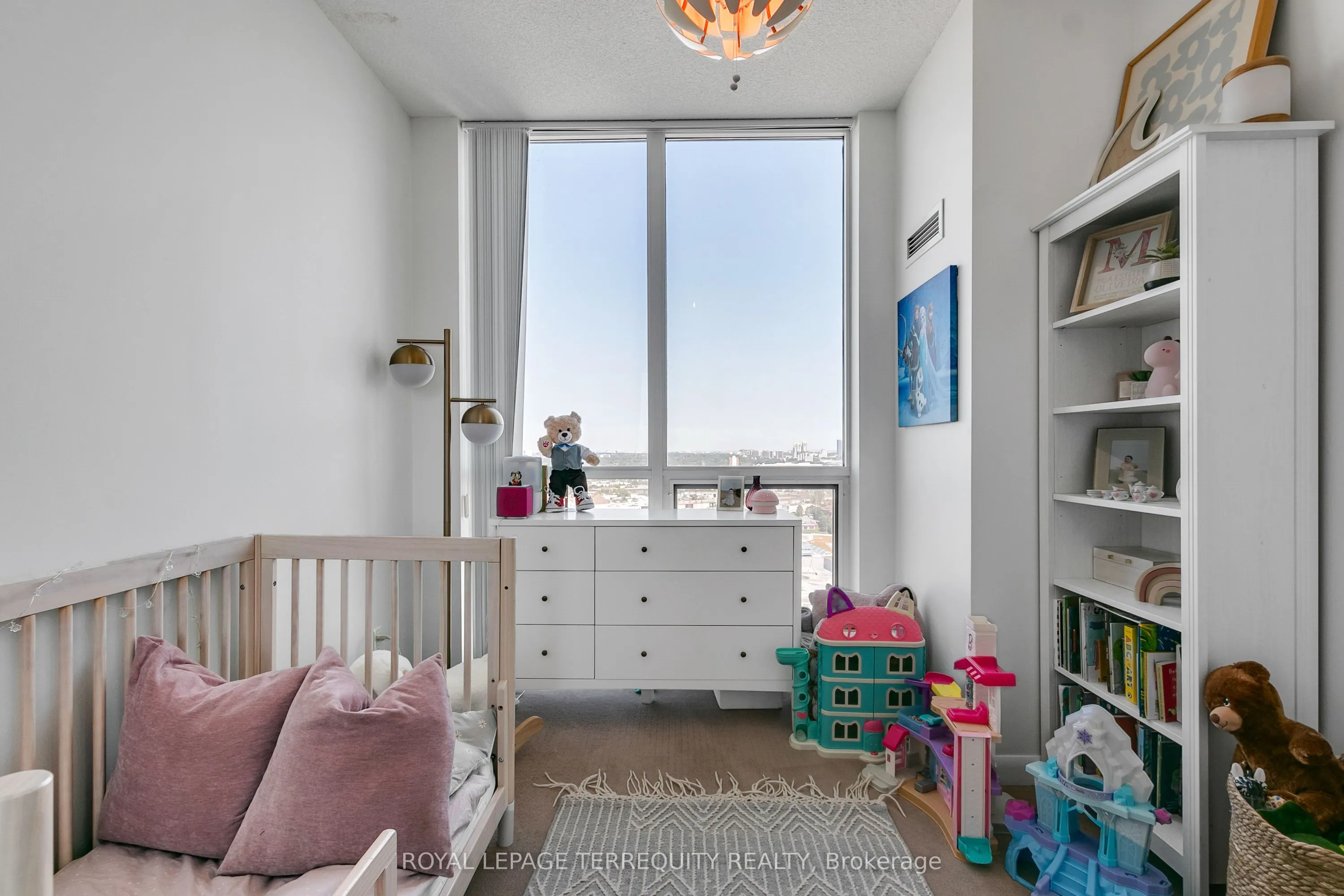 215 Sherway Gardens Road, #2810