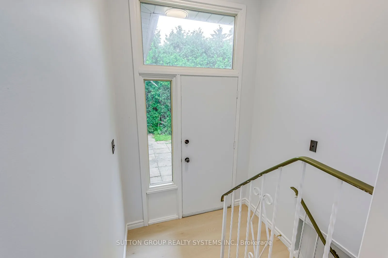 1259 Montclair Drive