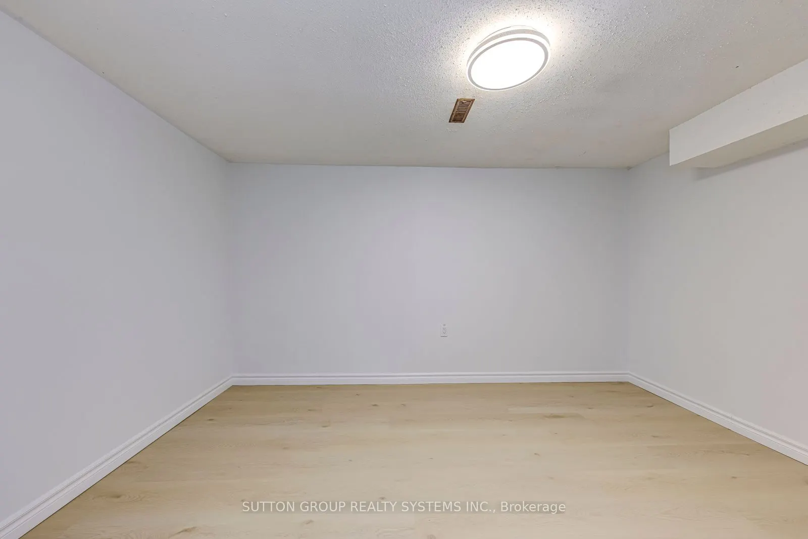 1259 Montclair Drive