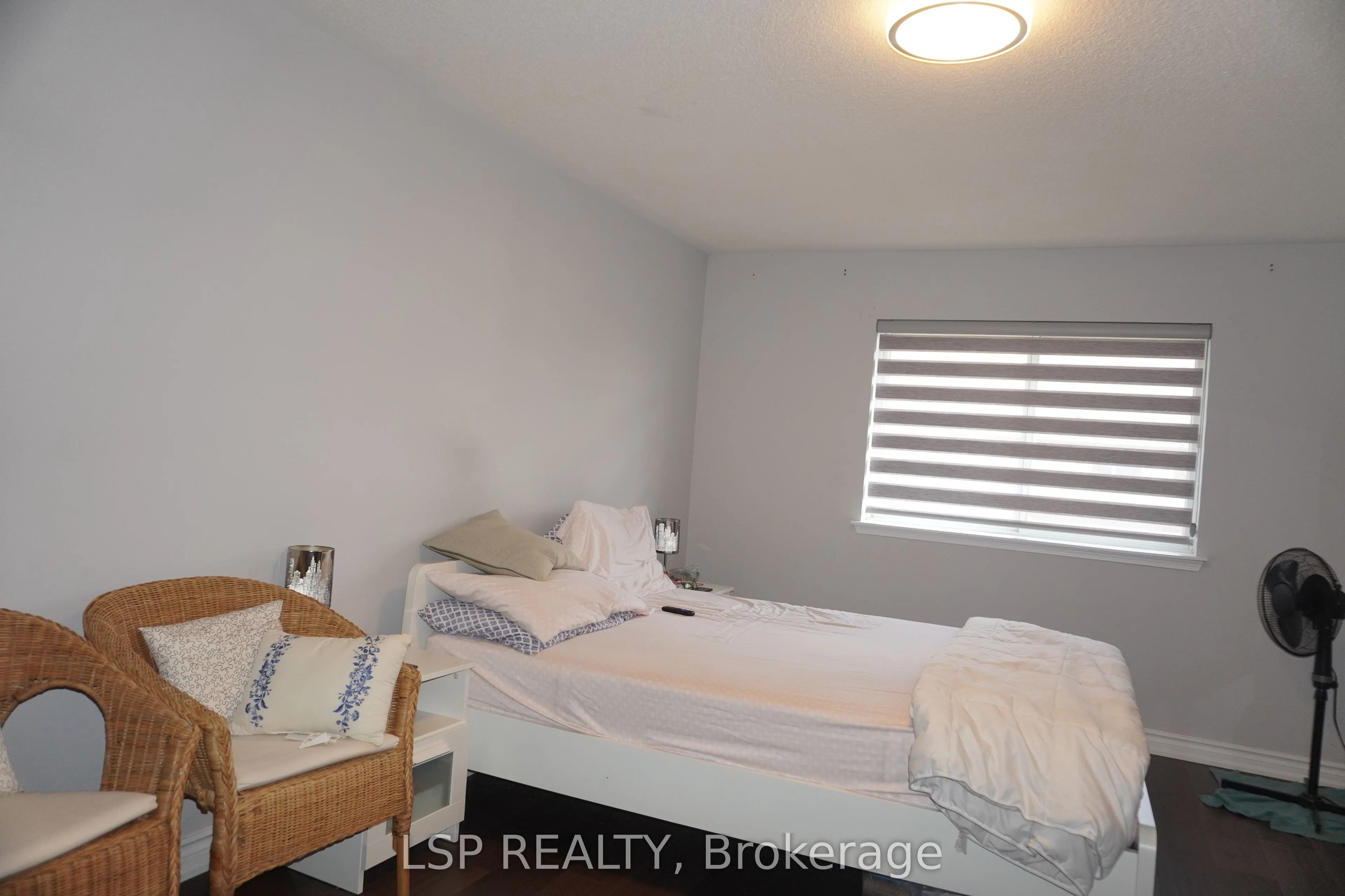 75 Strathaven Drive, #16