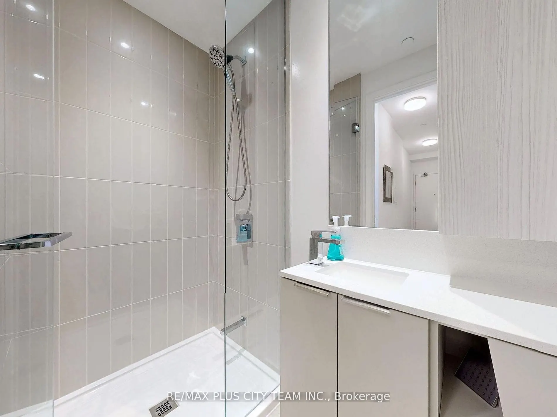 3900 Confederation Parkway, #1801