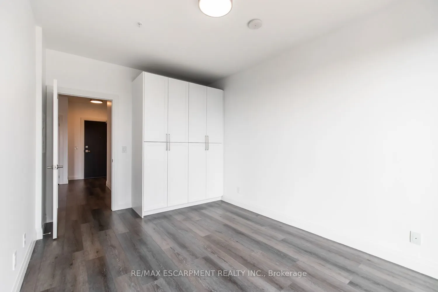 500 Brock Avenue, #906