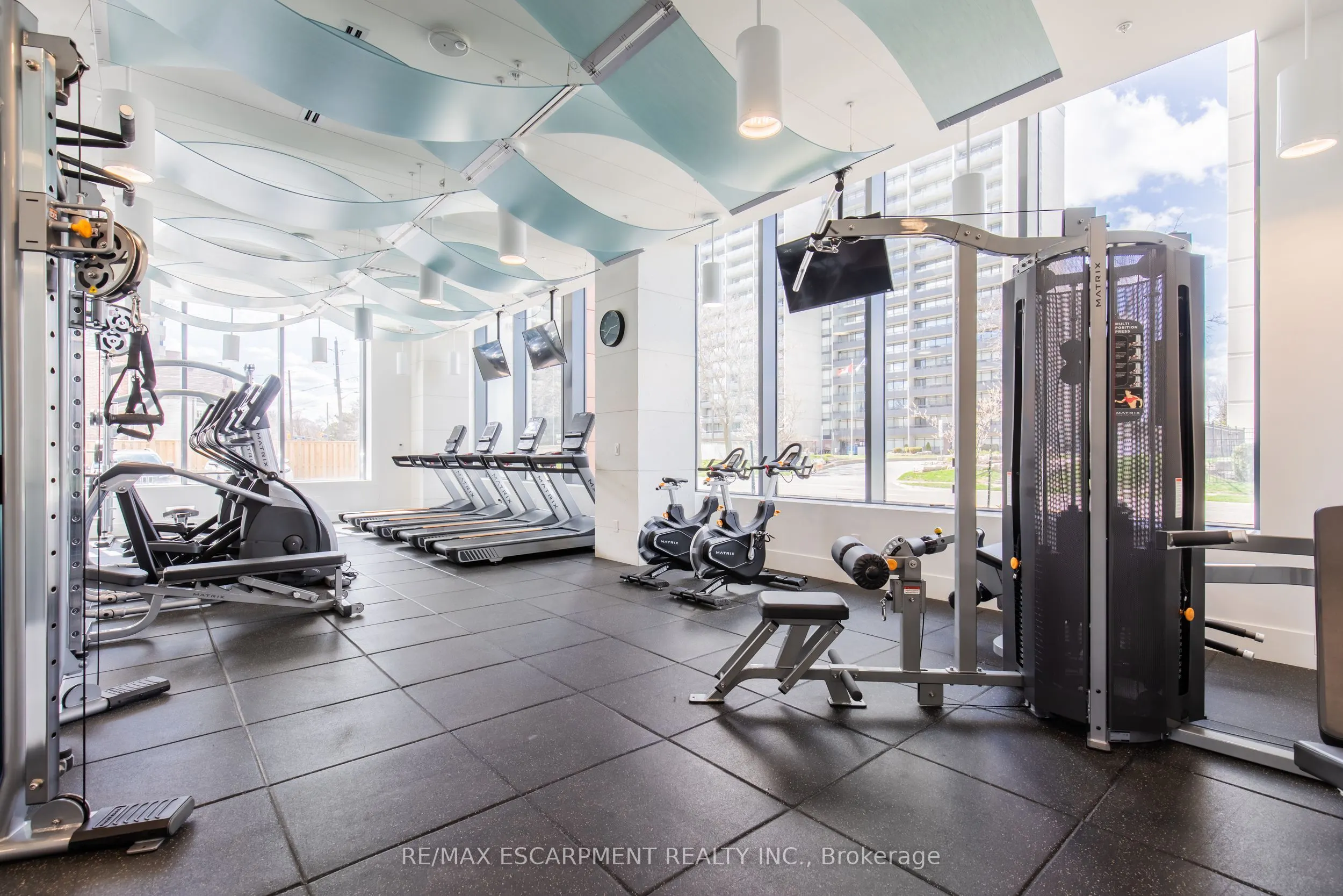 500 Brock Avenue, #906