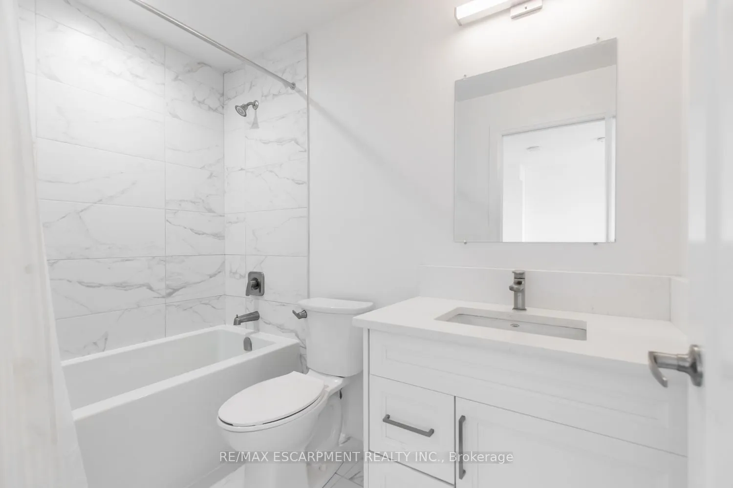 500 Brock Avenue, #906