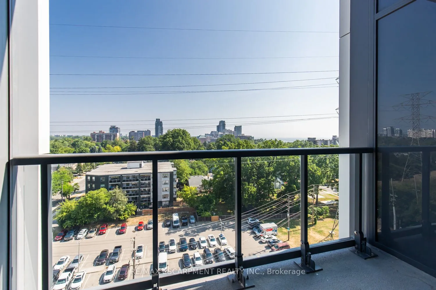 500 Brock Avenue, #906