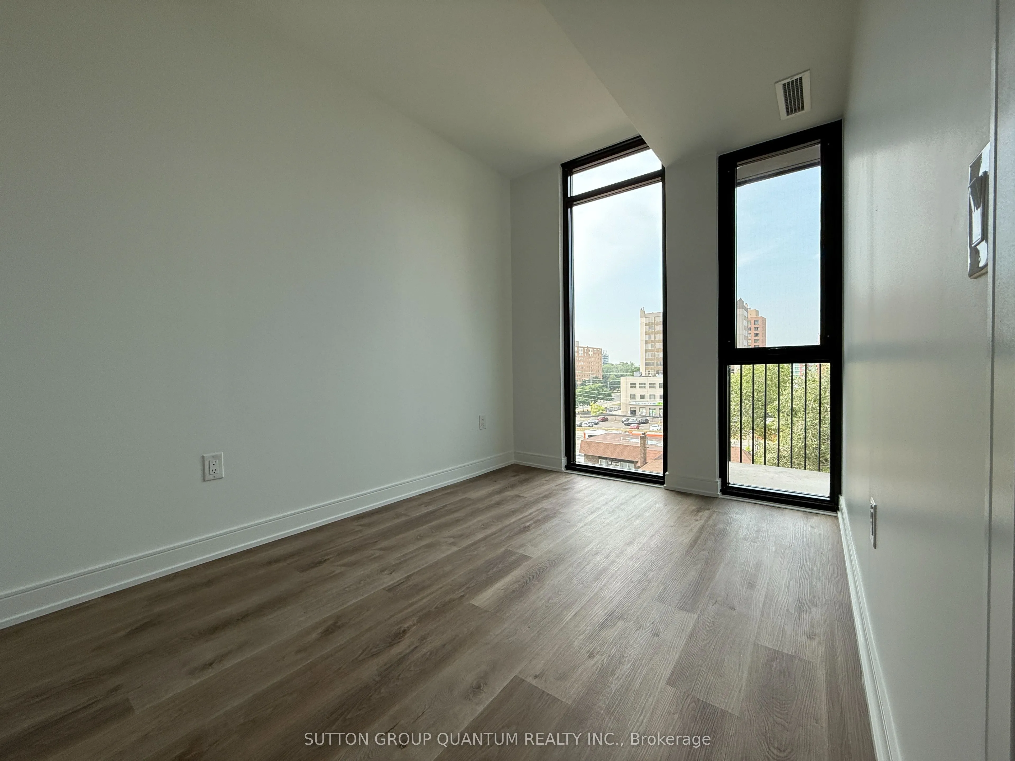 3009 Novar Road, #519