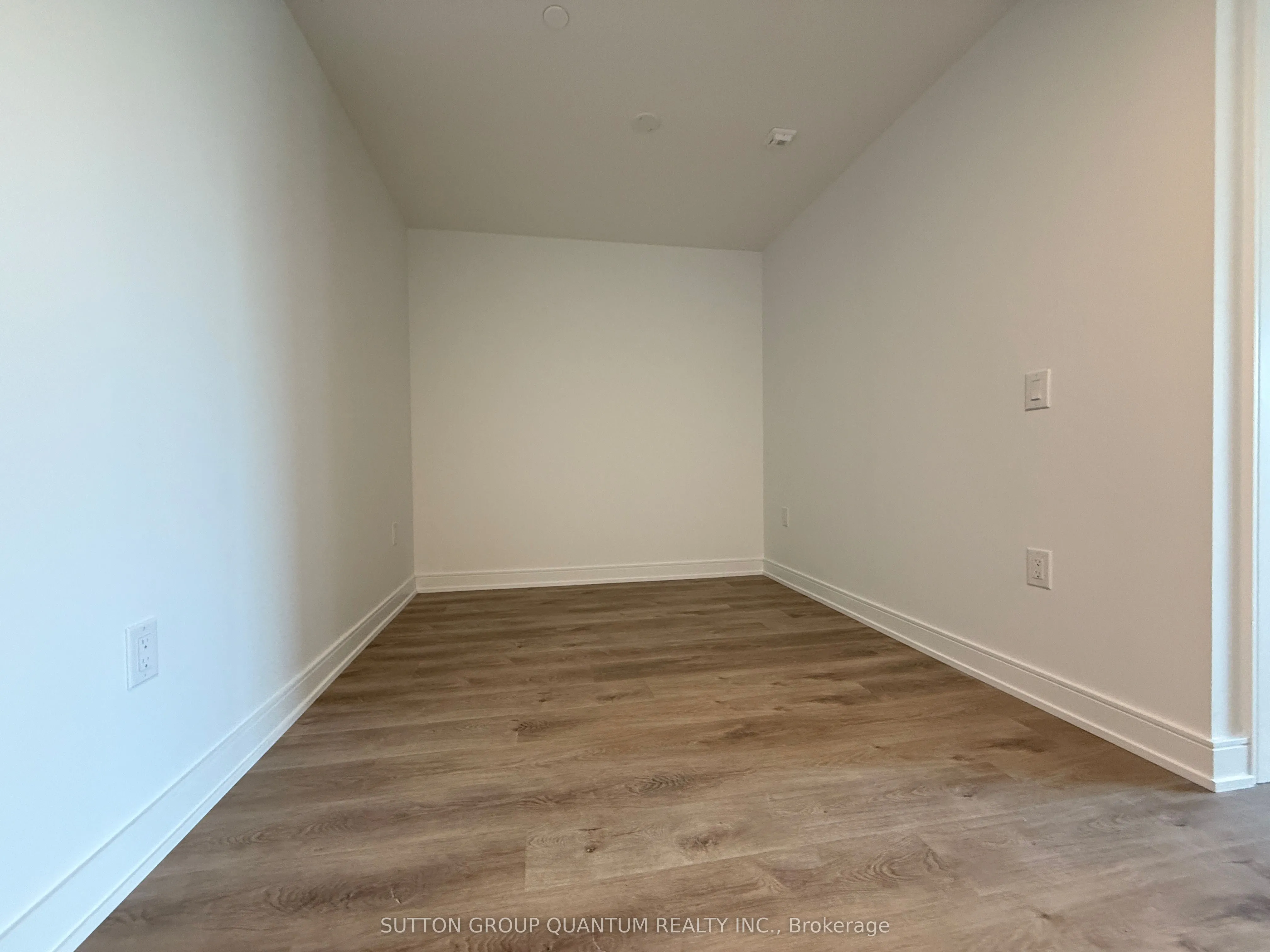 3009 Novar Road, #519