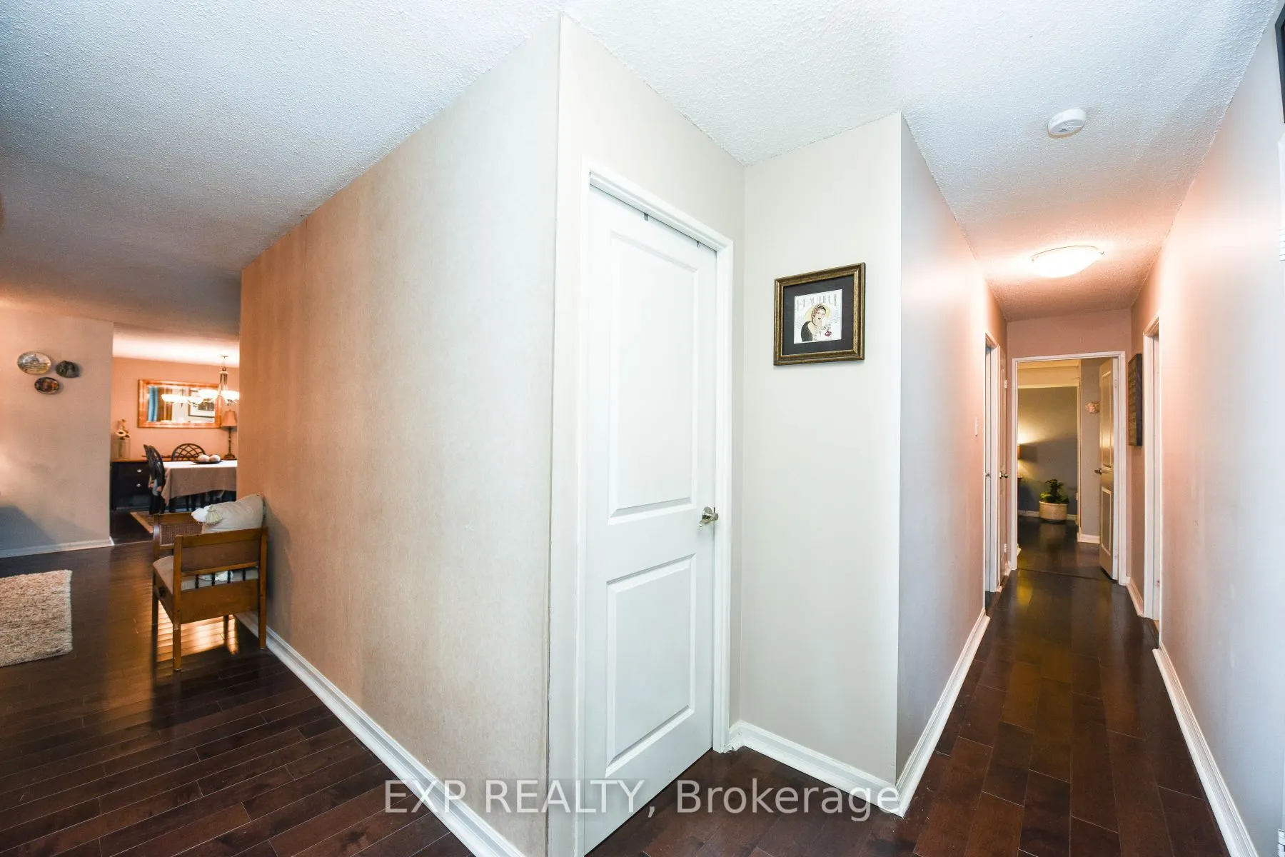 1515 Lakeshore Road E, ##807