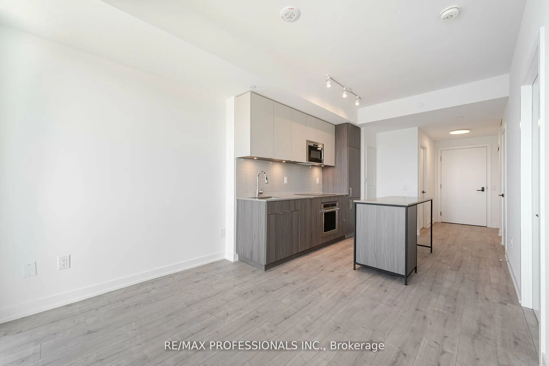 220 Missinnihe Way, #615