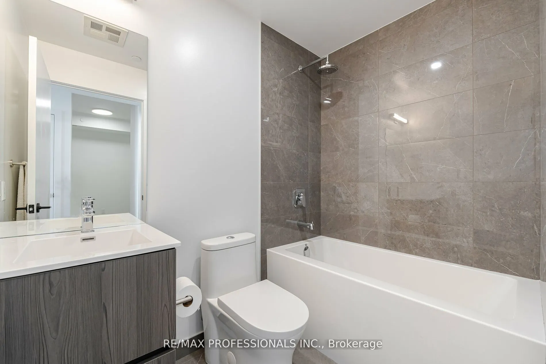 220 Missinnihe Way, #615