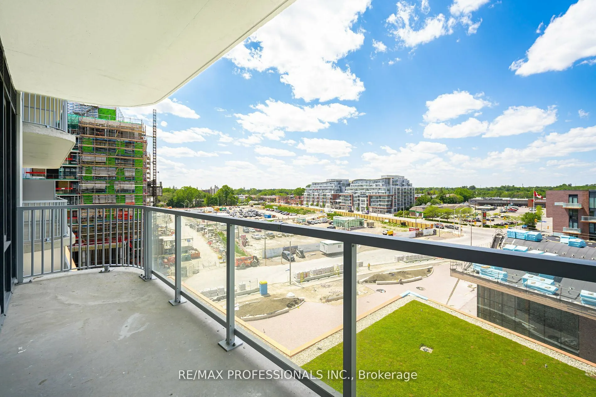 220 Missinnihe Way, #615