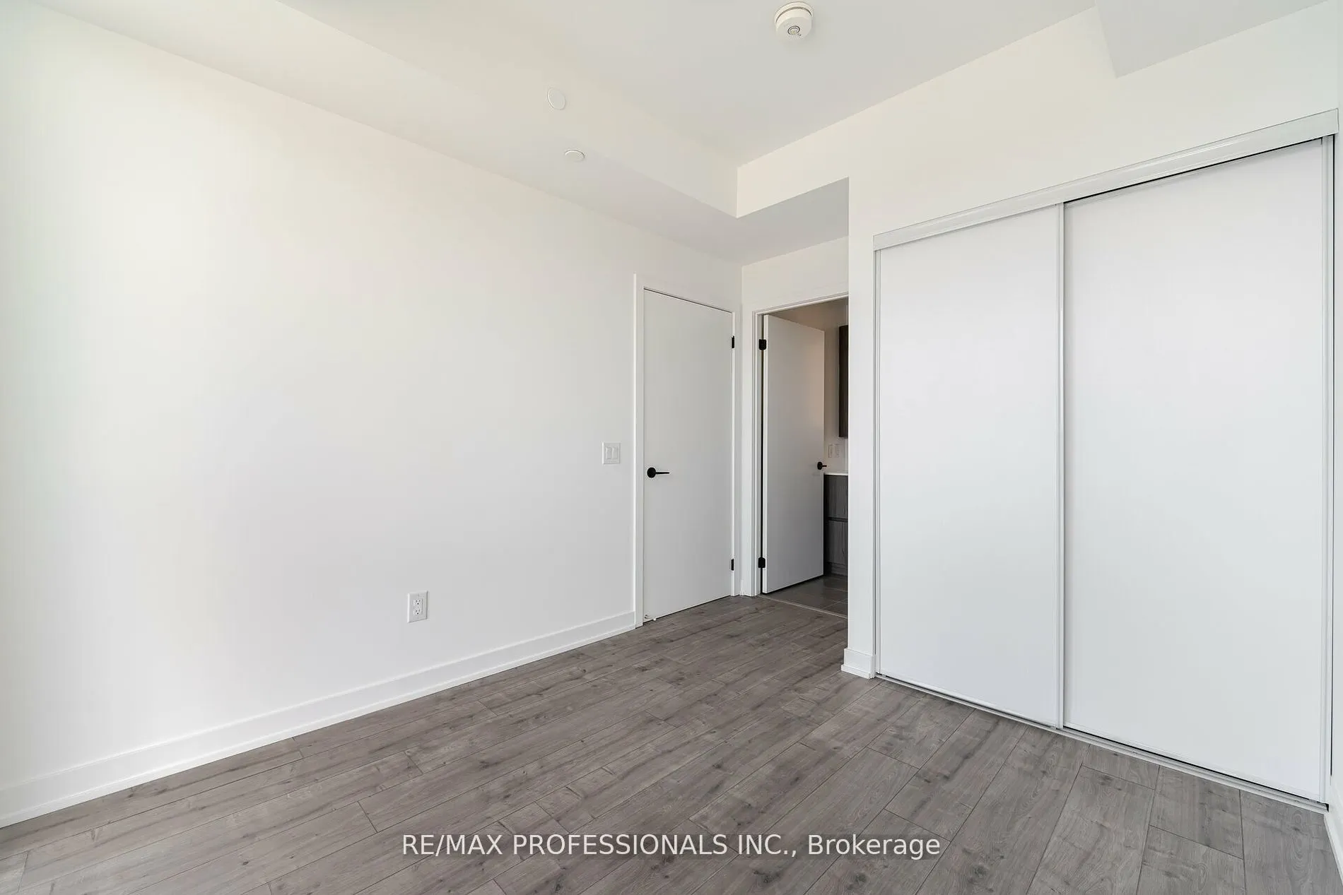 220 Missinnihe Way, #615