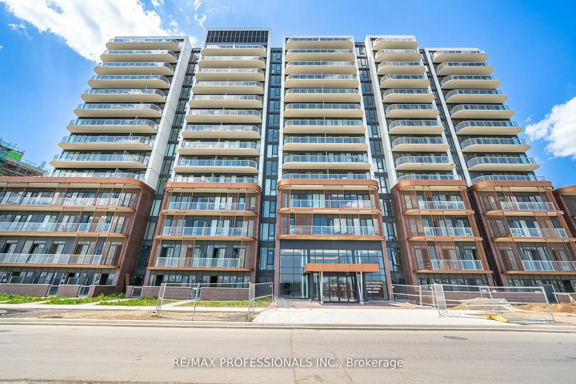 220 Missinnihe Way, #615