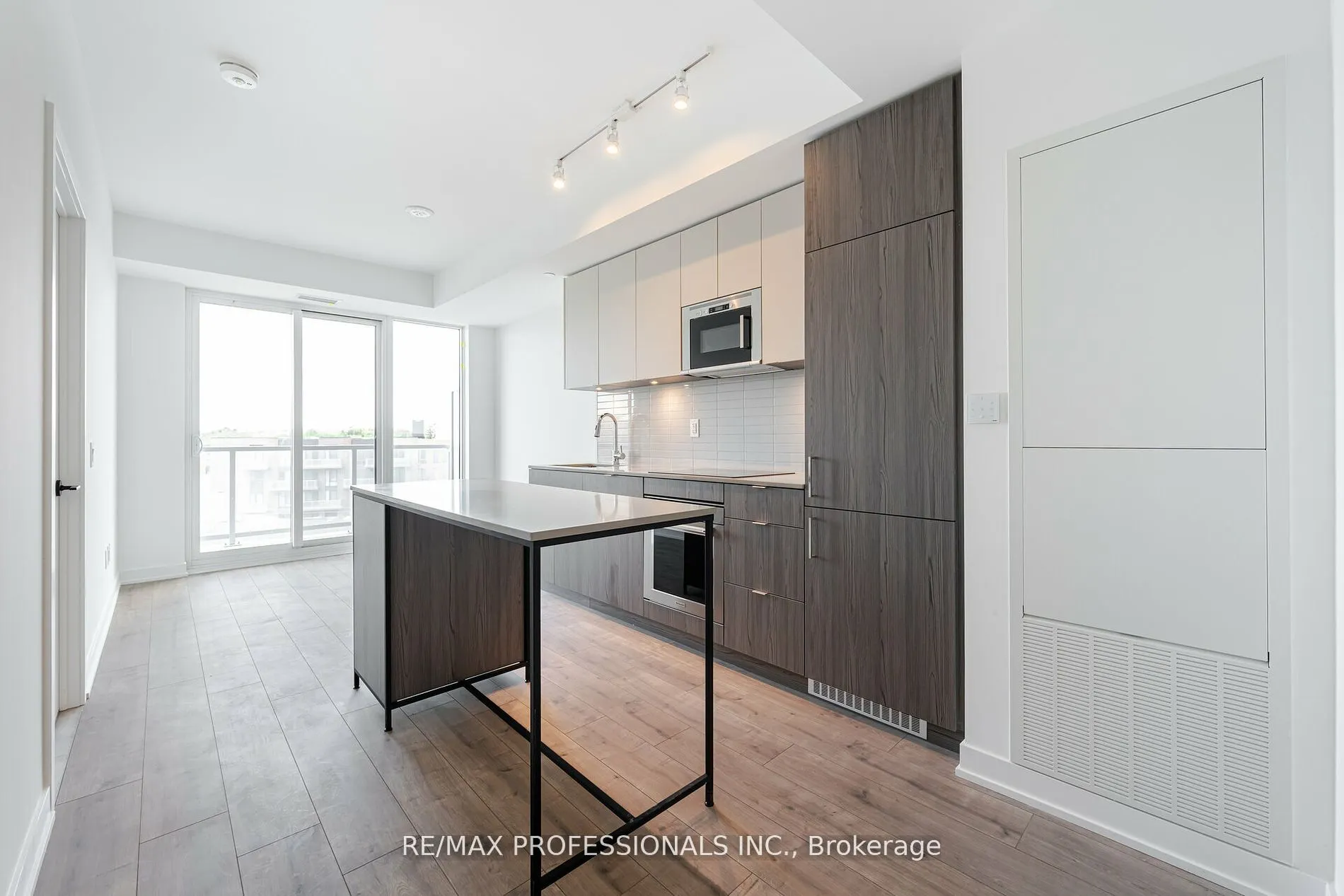 220 Missinnihe Way, #615