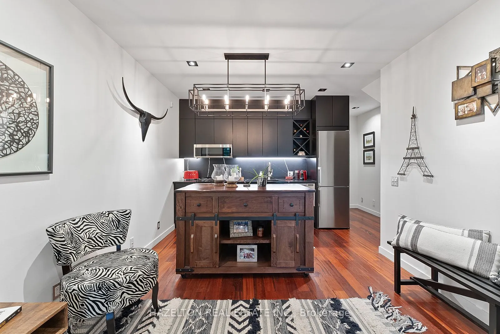 32 Regal Road