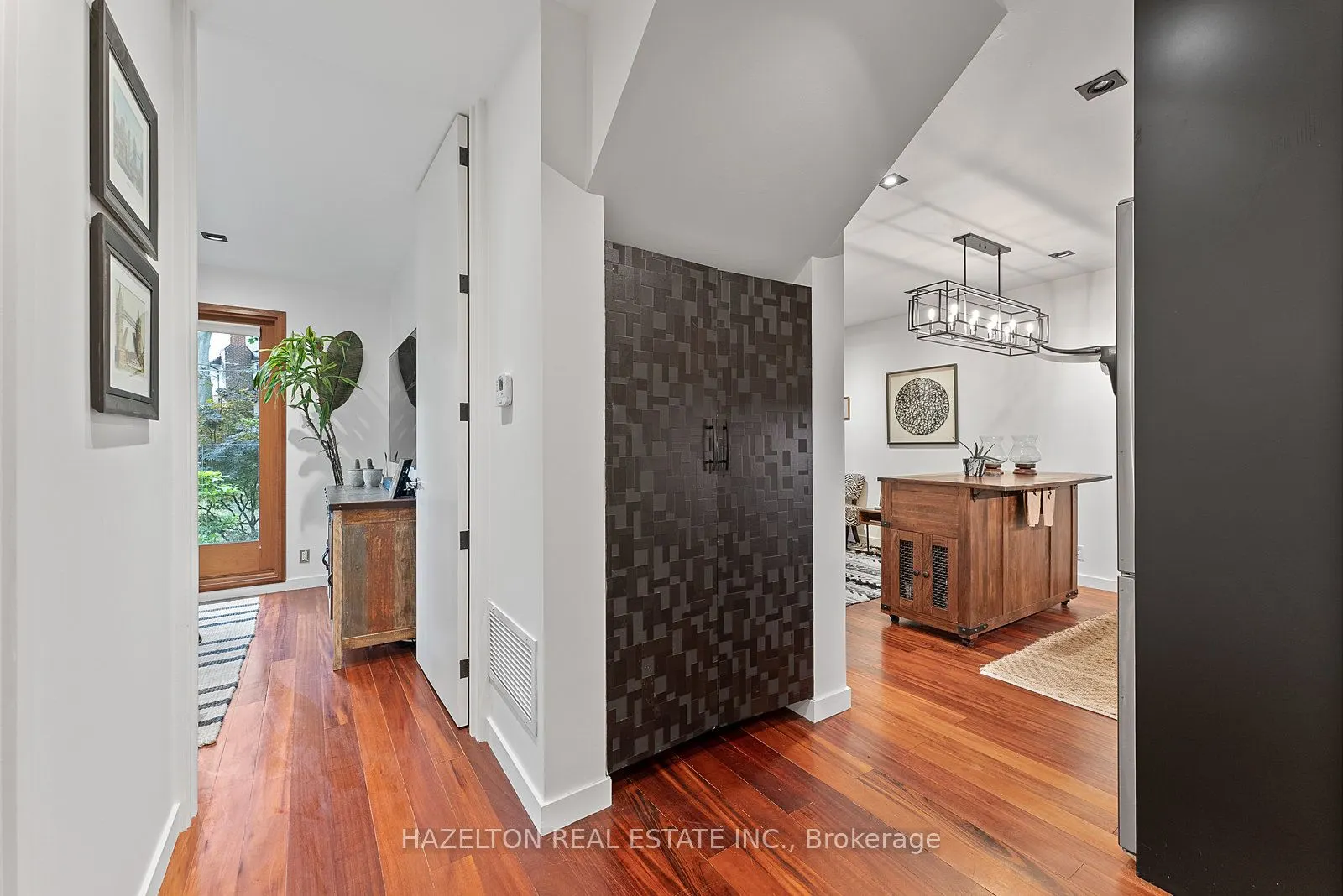 32 Regal Road