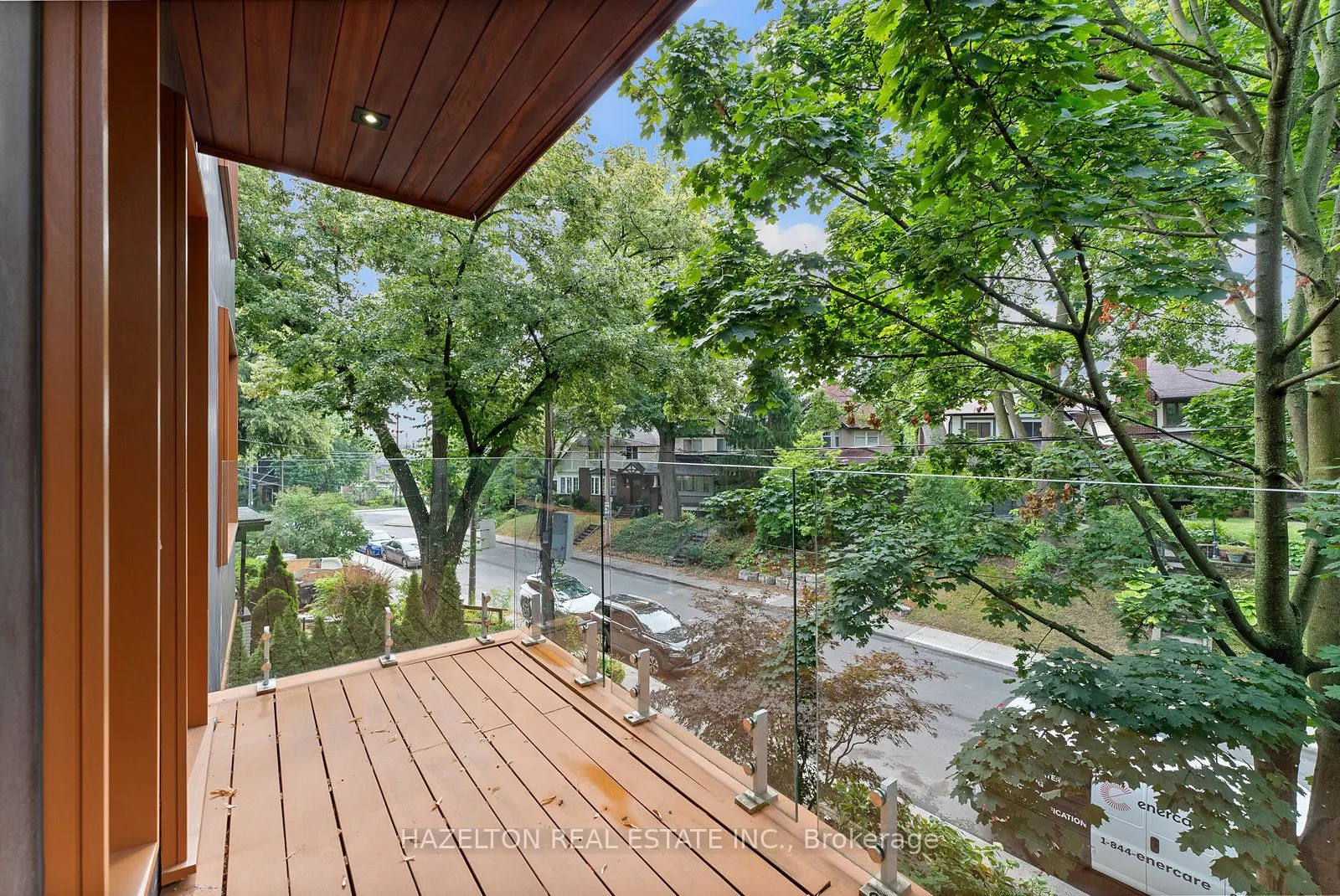 32 Regal Road