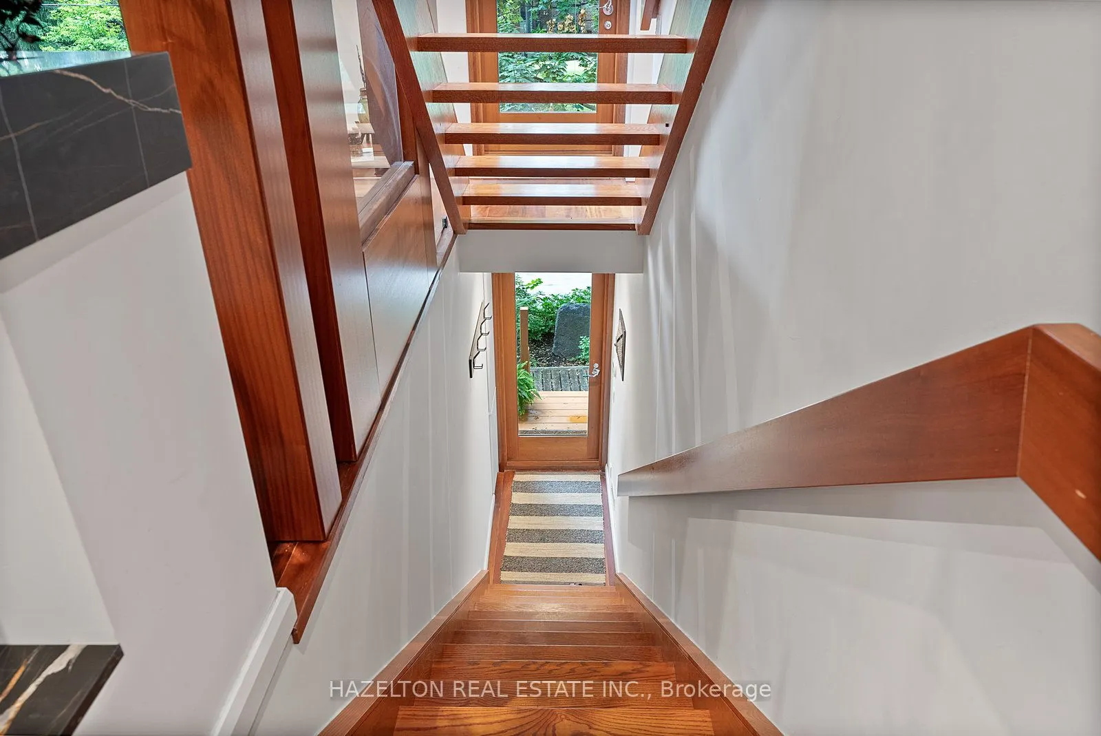 32 Regal Road