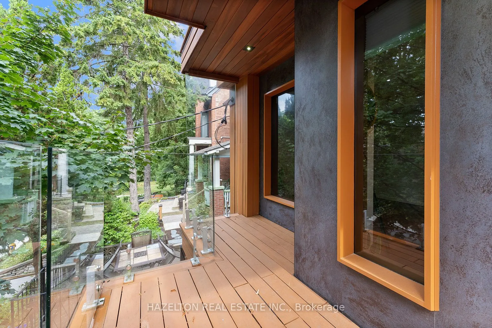32 Regal Road