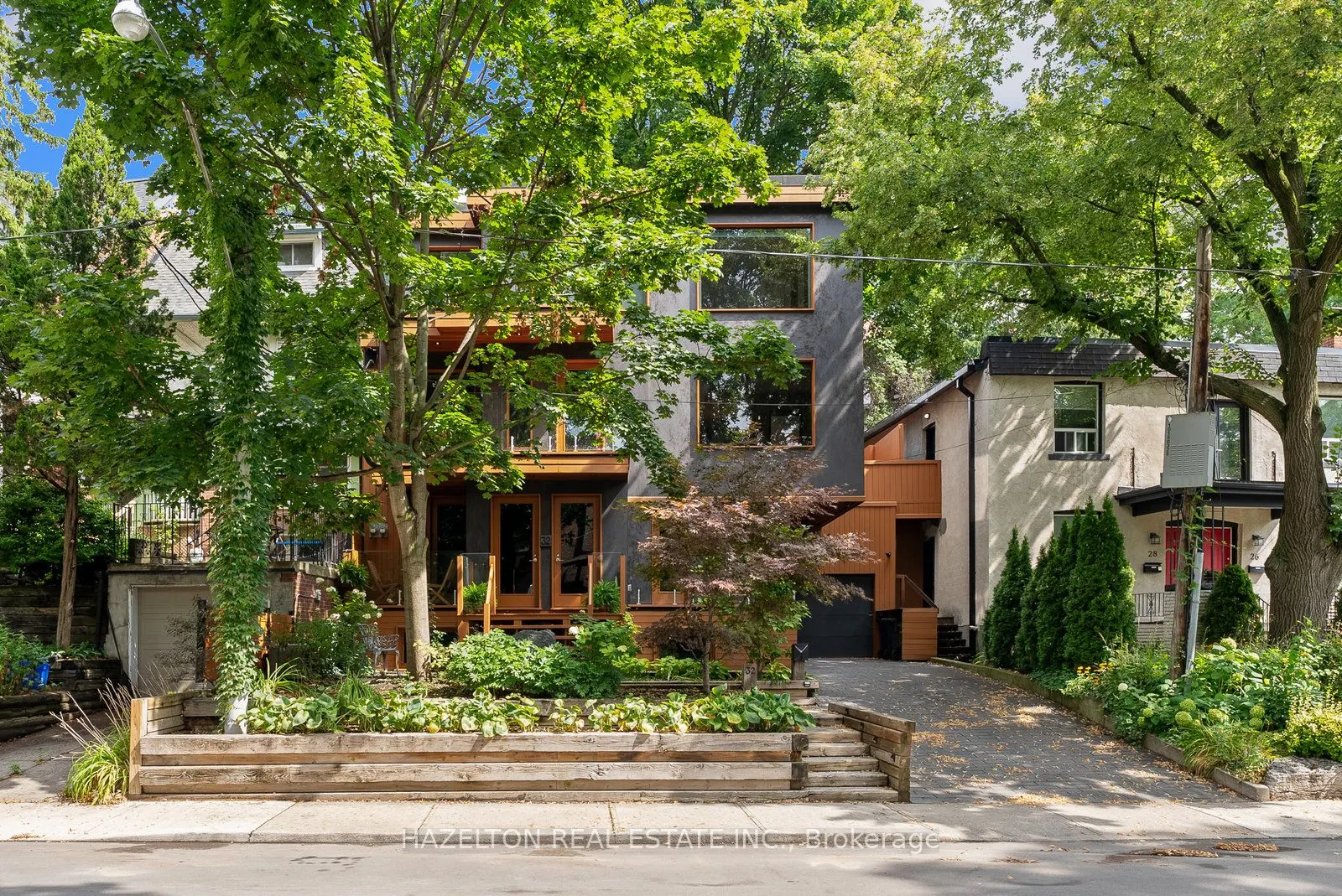 32 Regal Road