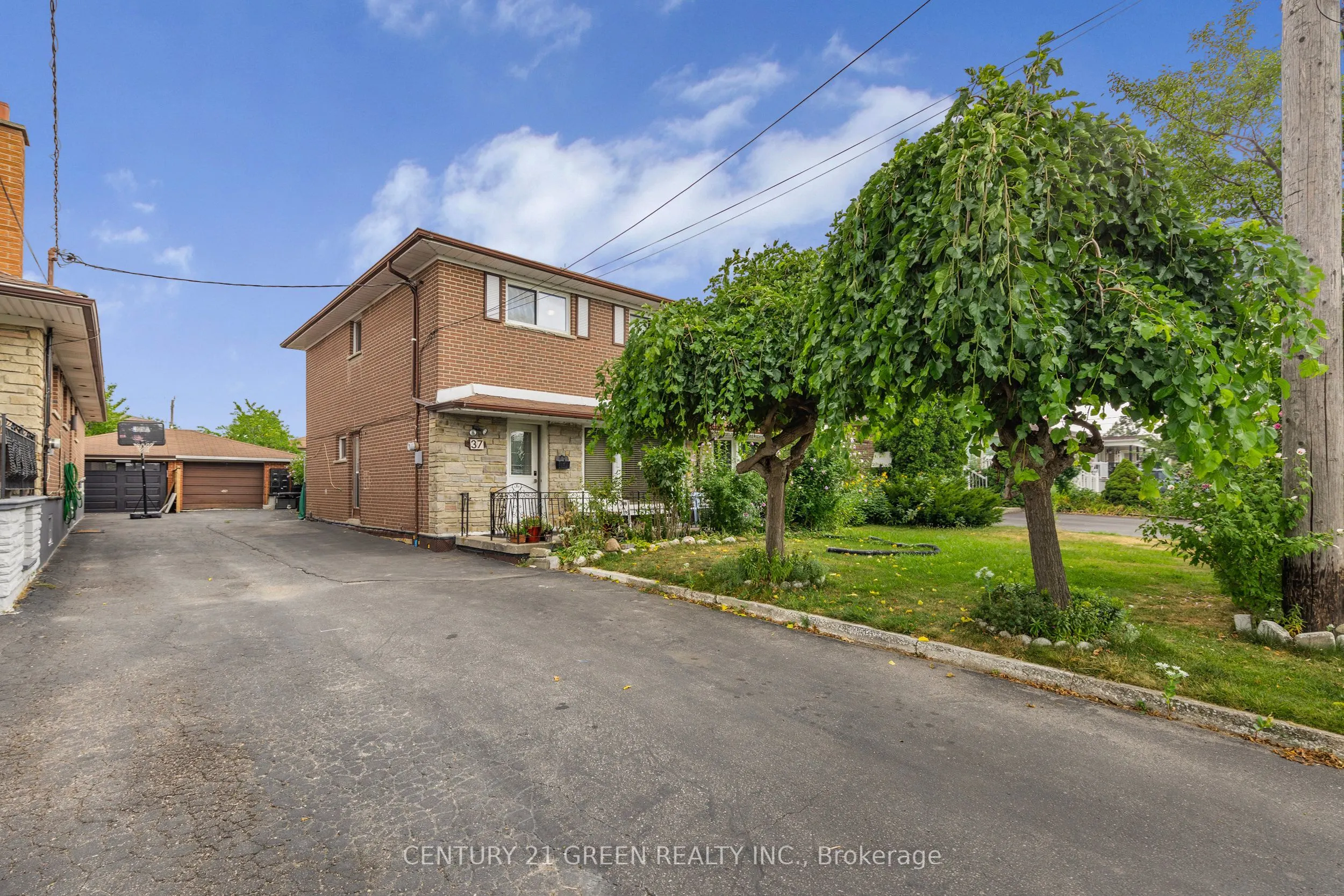37 Rubydale Gardens