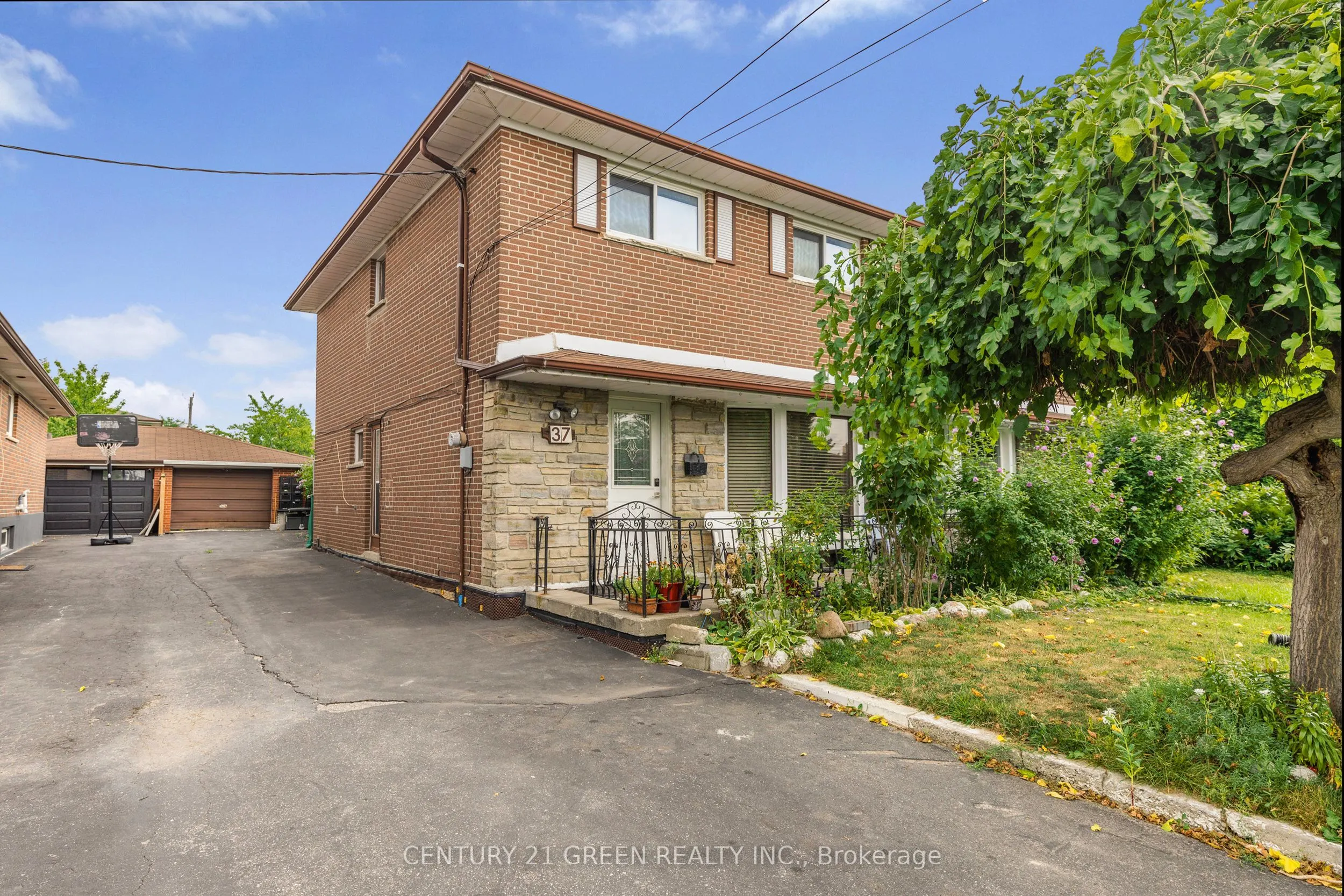 37 Rubydale Gardens