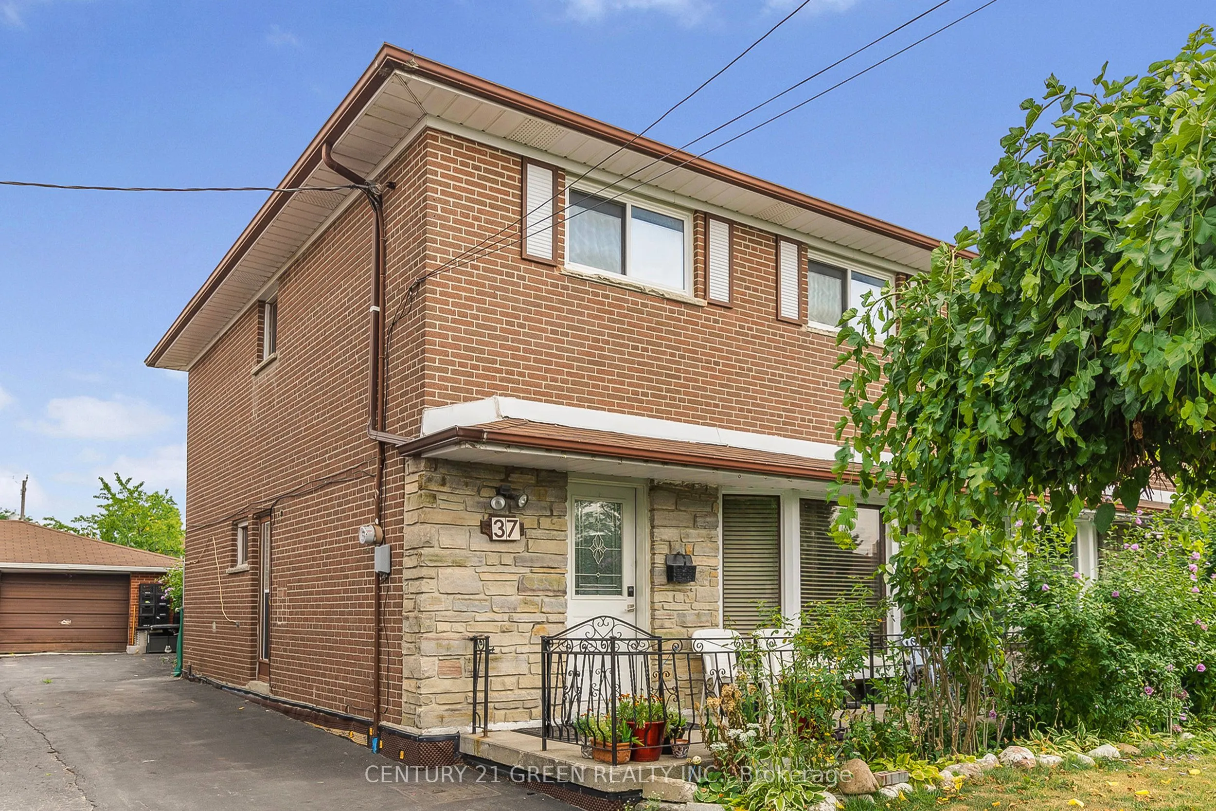 37 Rubydale Gardens