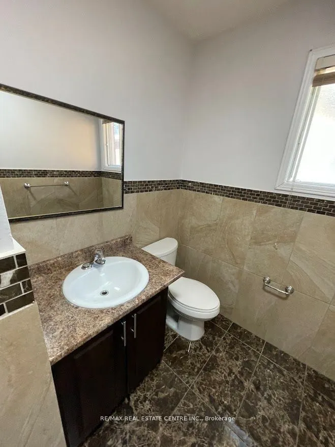 4616 Metcalfe Avenue, #Upper