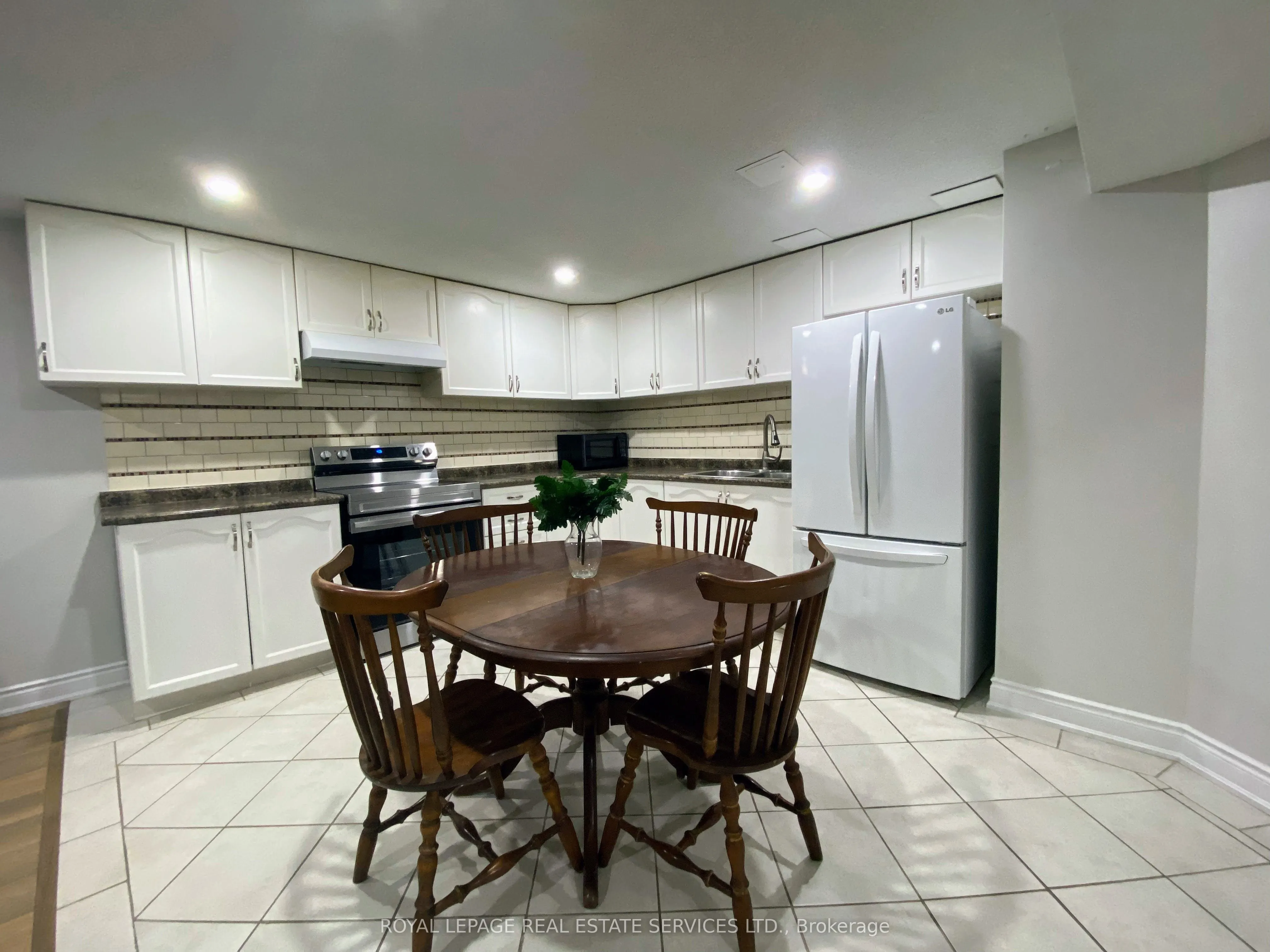 5538 Turney (Bsmt) Drive