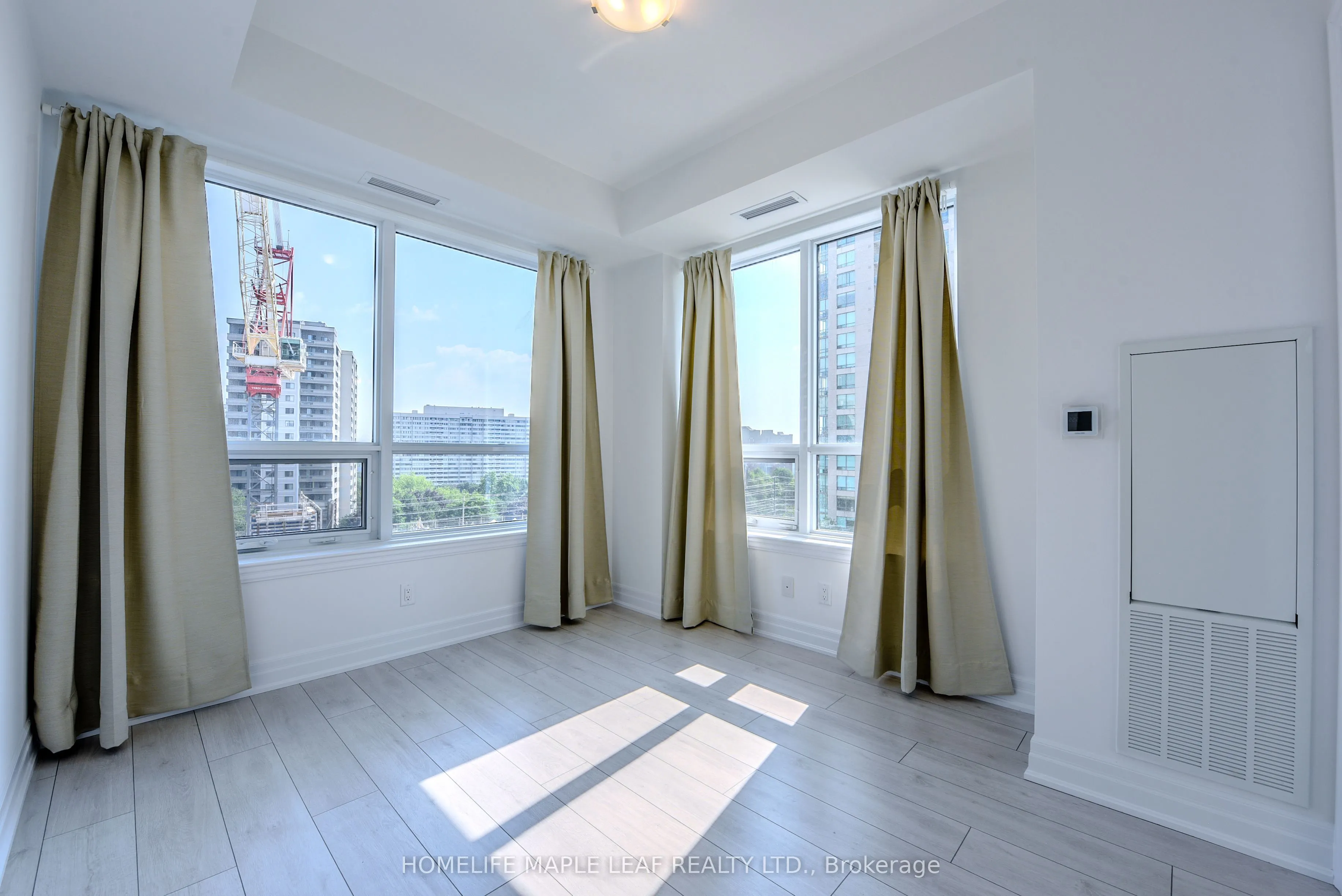 30 Elm Drive E, #604