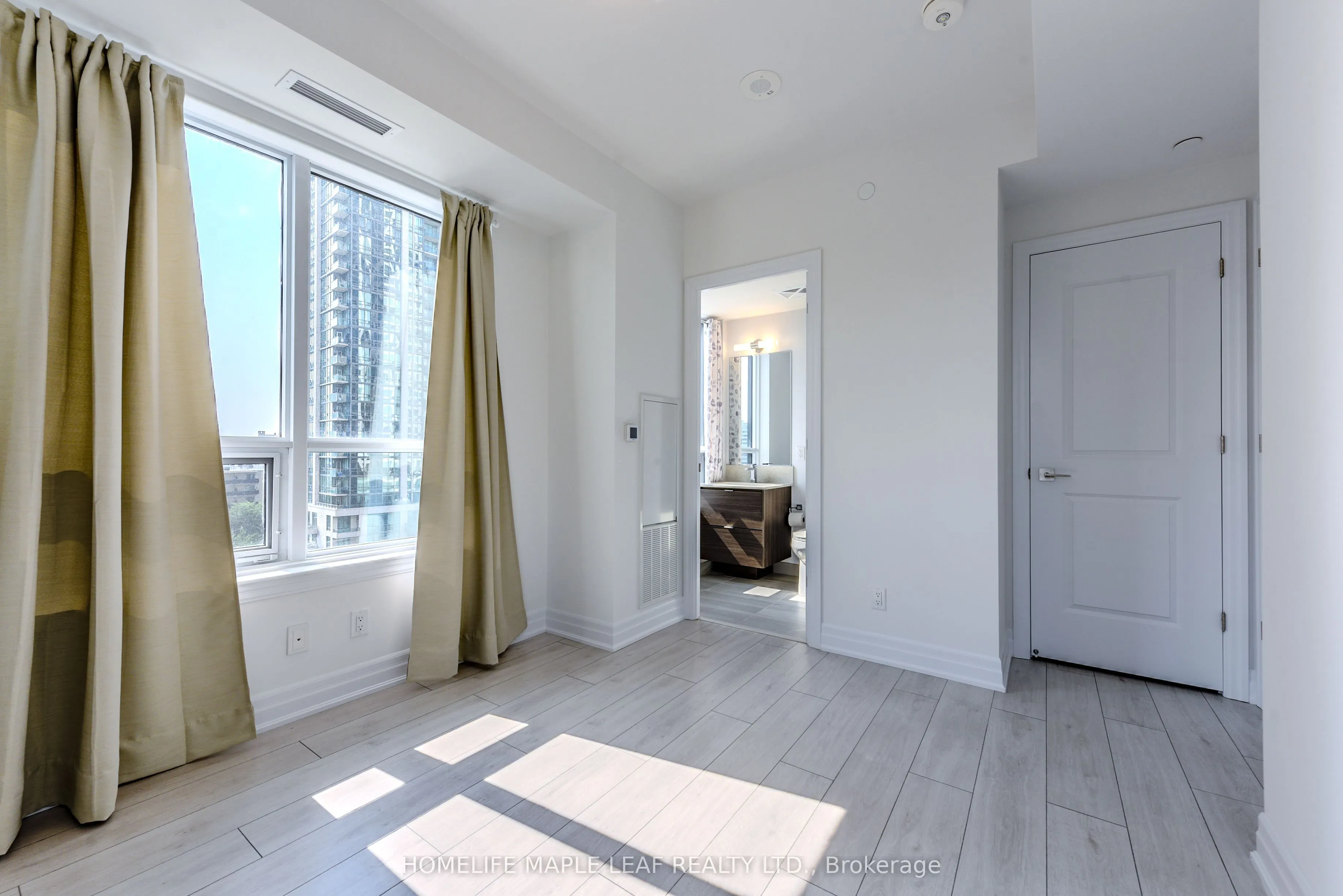 30 Elm Drive E, #604