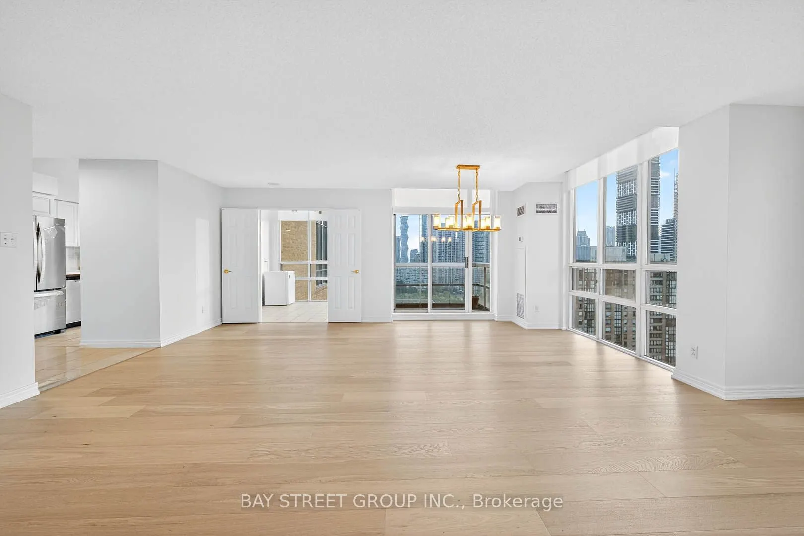 156 Enfield Place, #2907