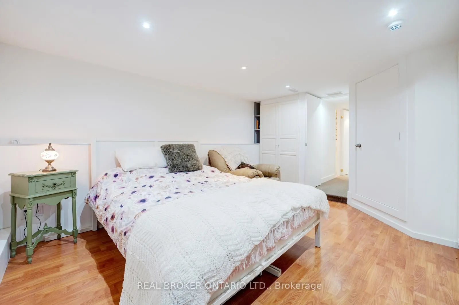 270 McRoberts Avenue, #BSMT