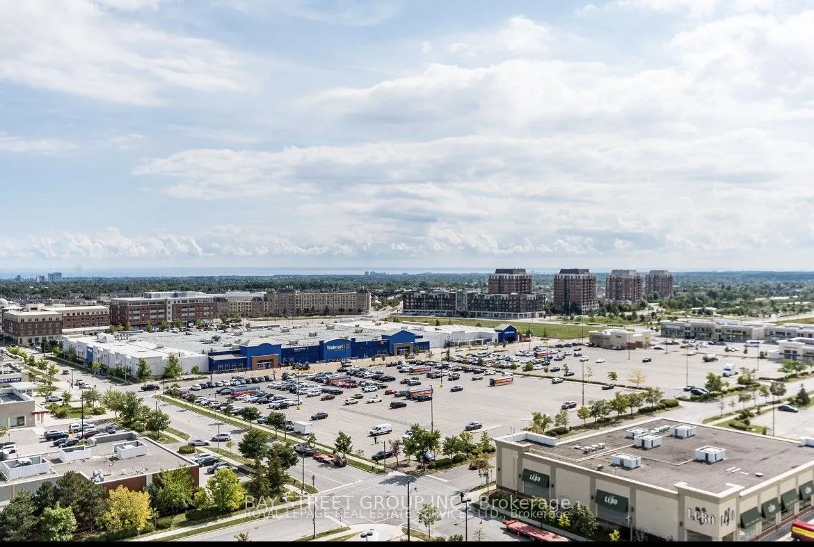 2485 Taunton Road W, #824